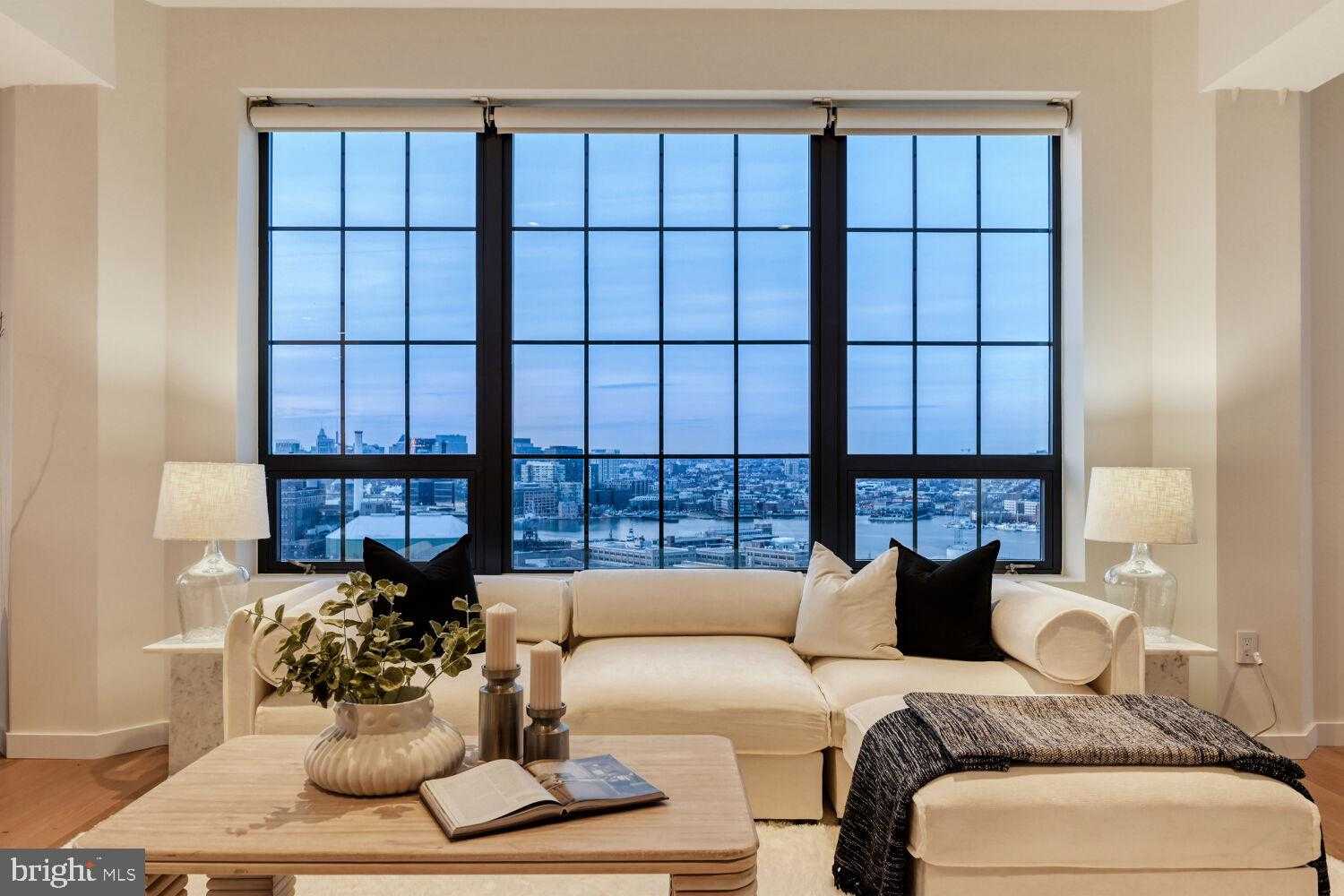 1200 Steuart St Unit 1811 photo 11