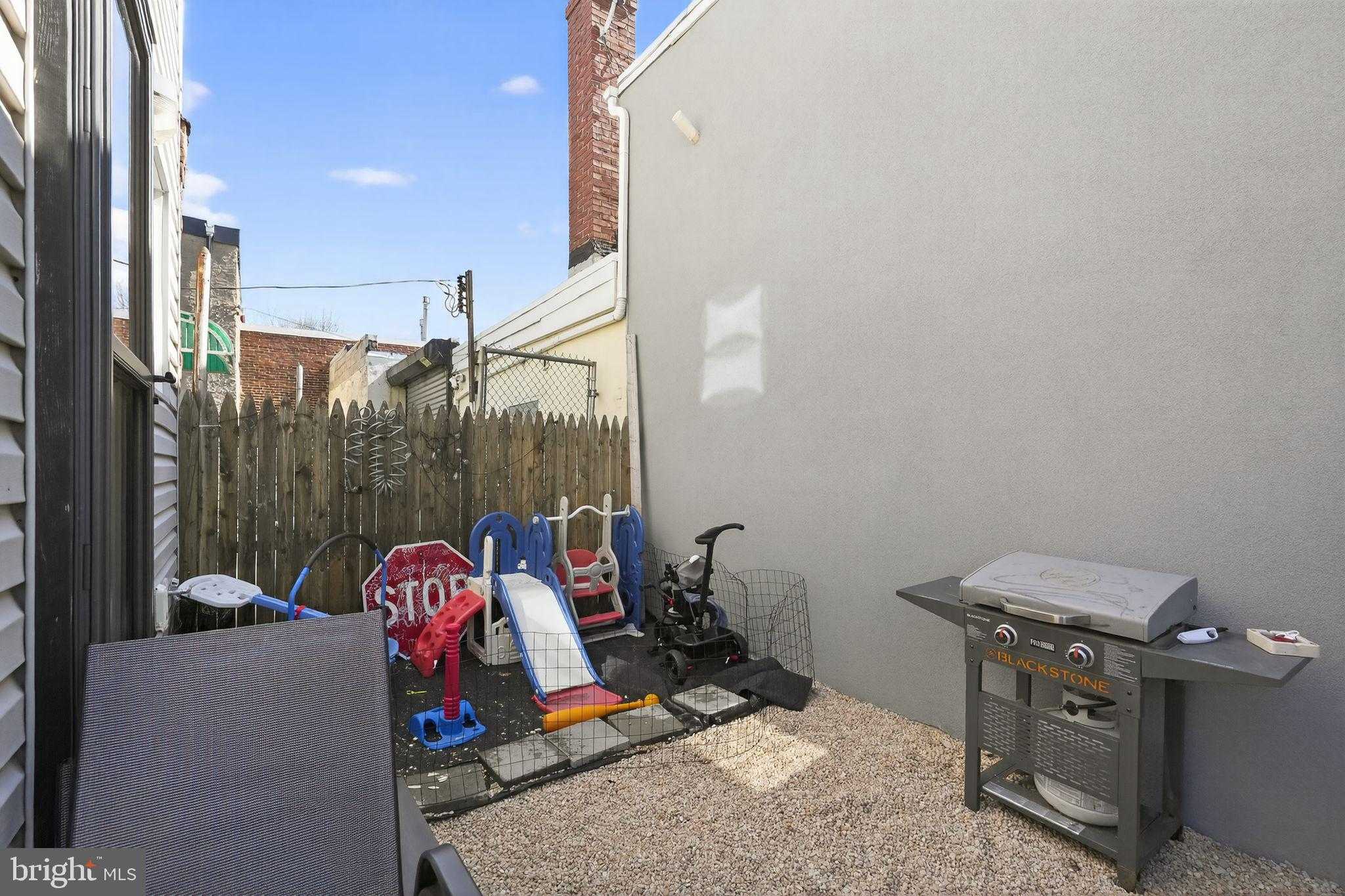 3607 Salmon St photo 15