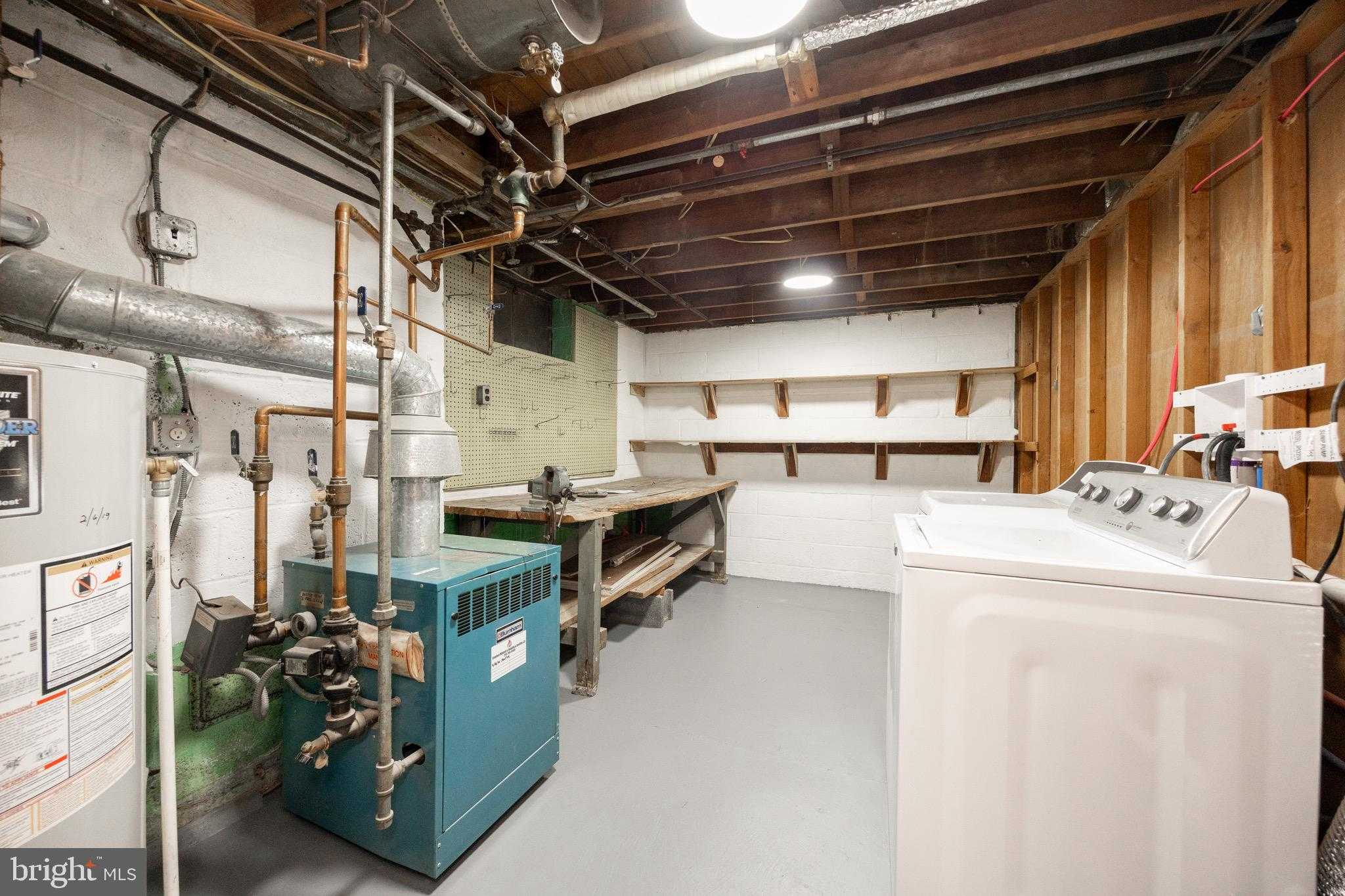 465 Hawarden Rd photo 27