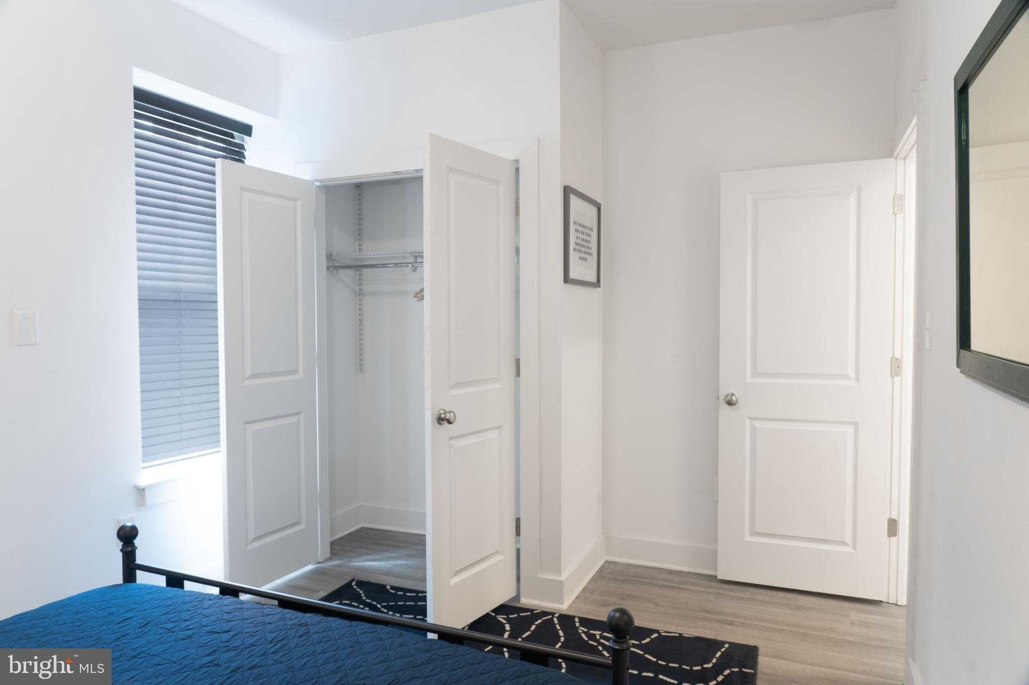 5040 Market St photo 10