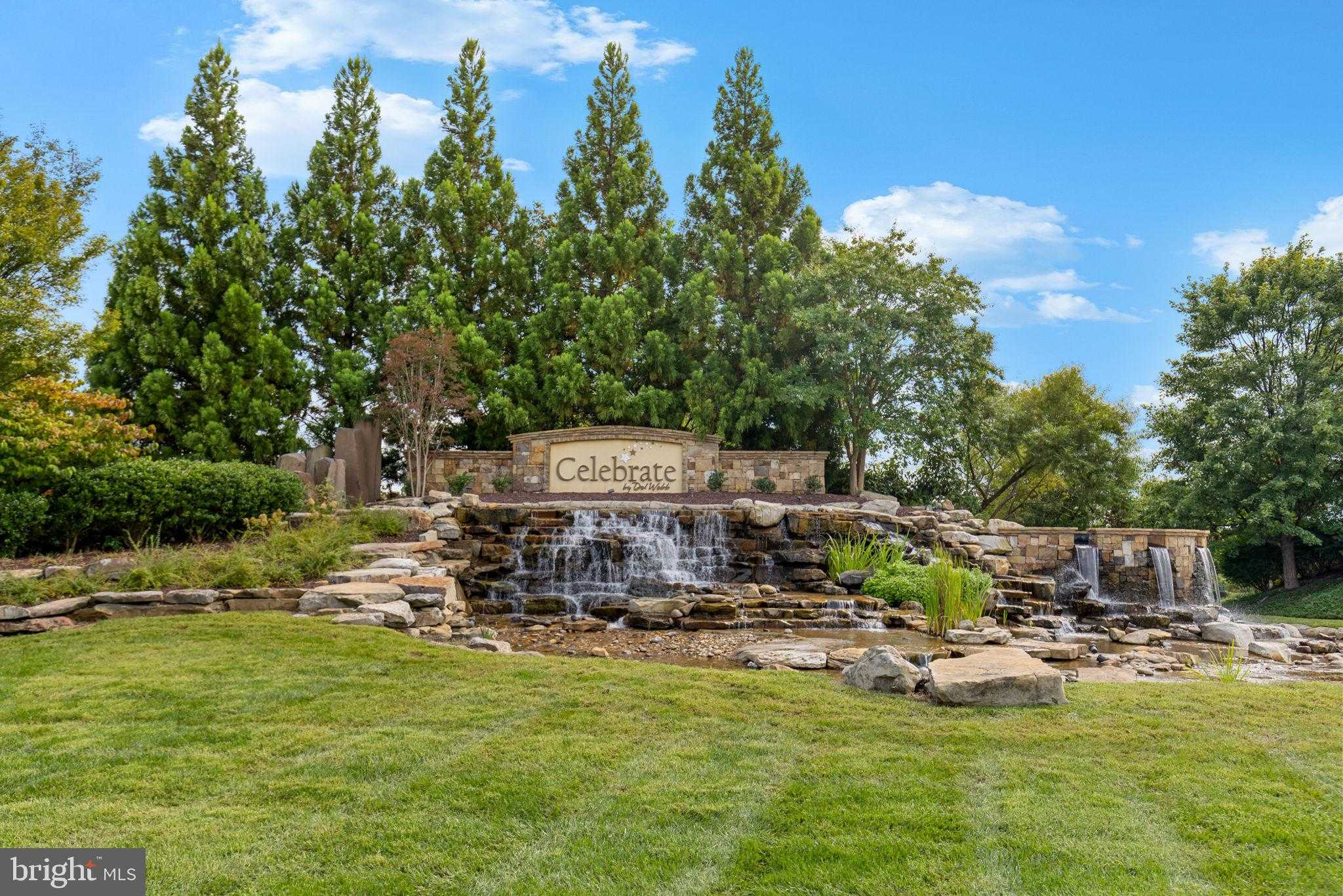 147 Long Point Dr photo 35