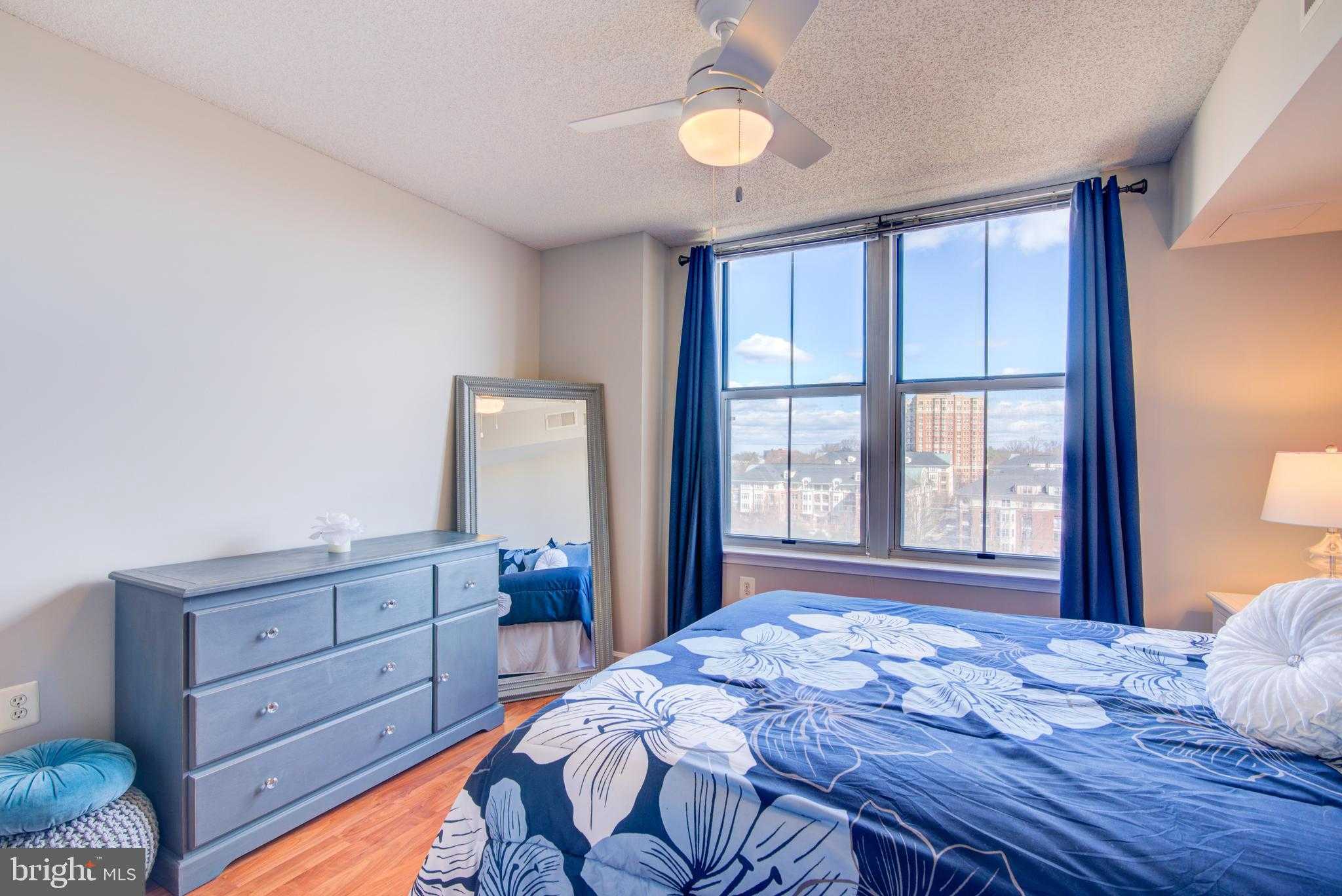 11800 Sunset Hills Rd Unit 823 photo 15