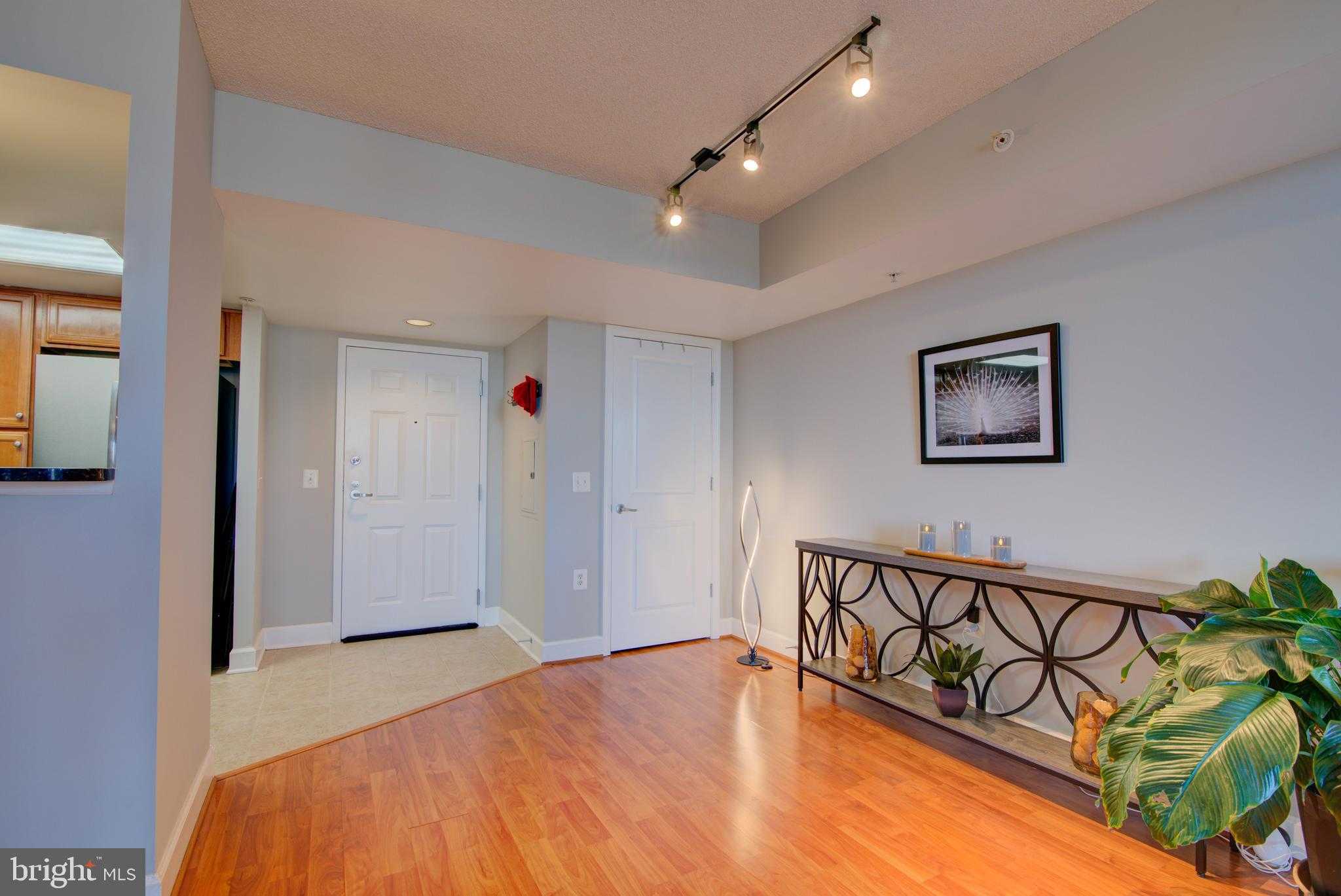 11800 Sunset Hills Rd Unit 823 photo 7