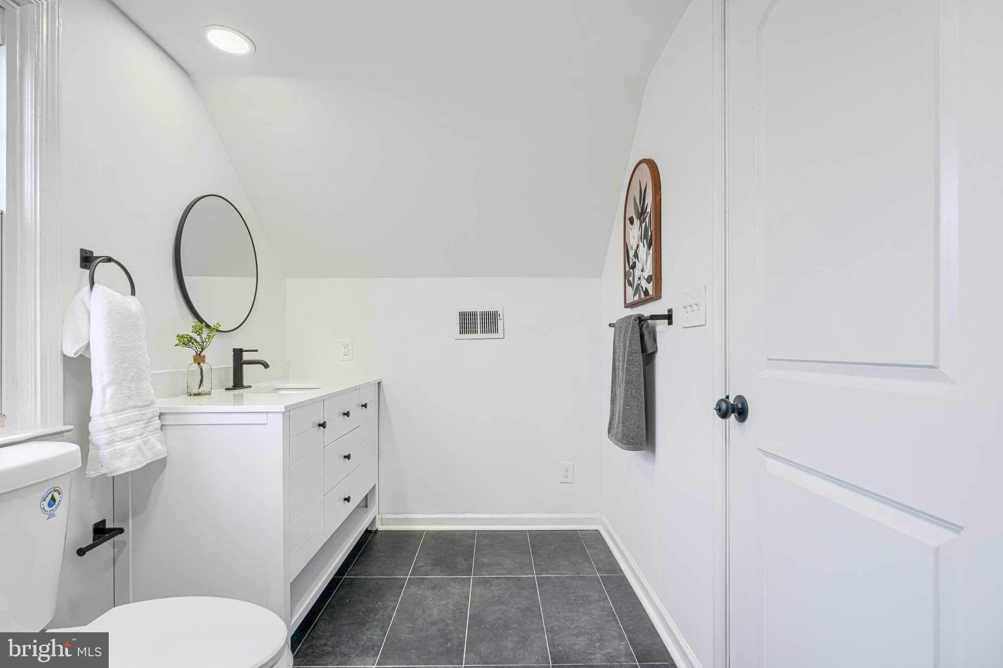 8702 Maravoss Ln photo 30