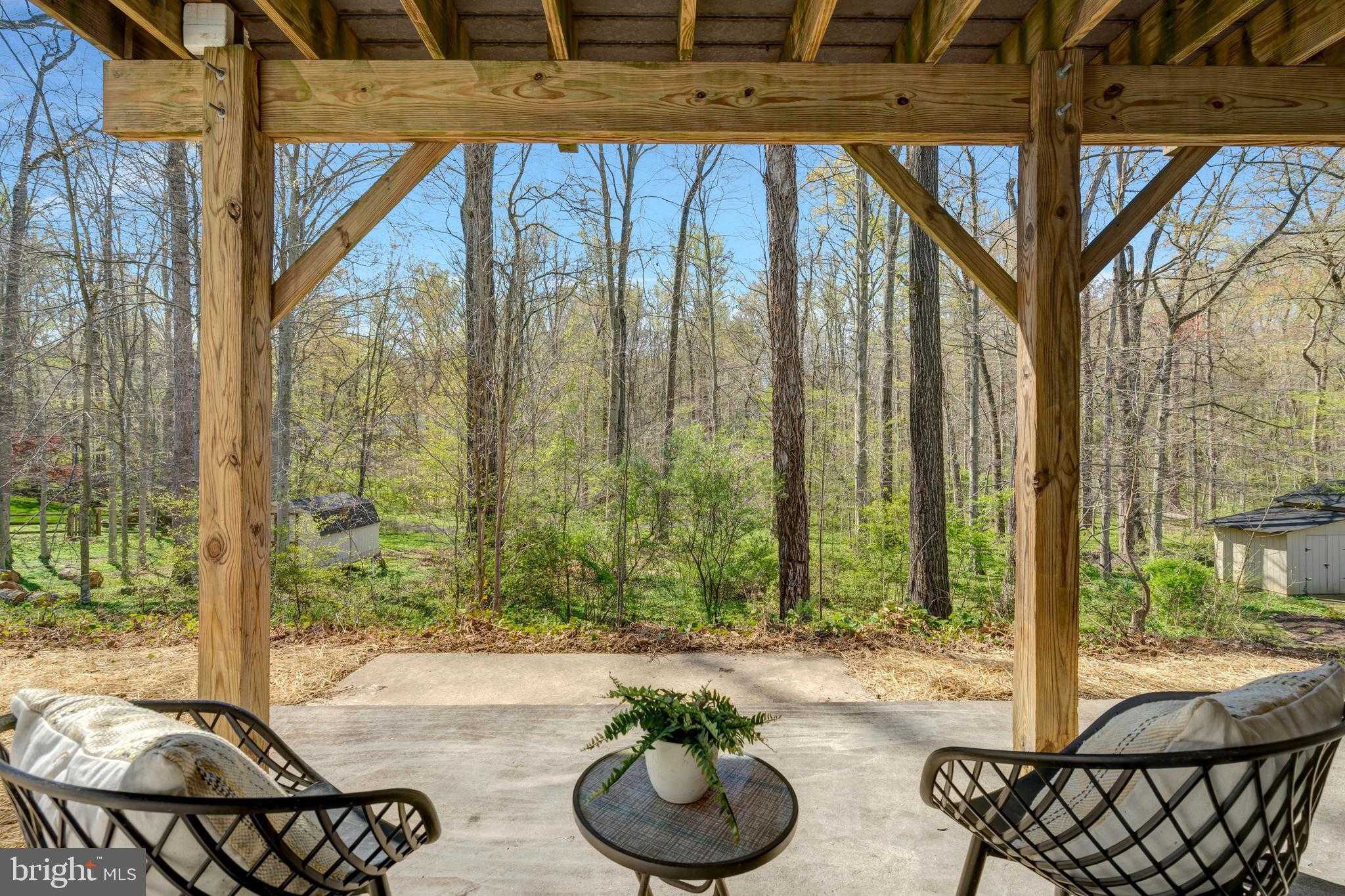 8813 Queen Elizabeth Blvd photo 29