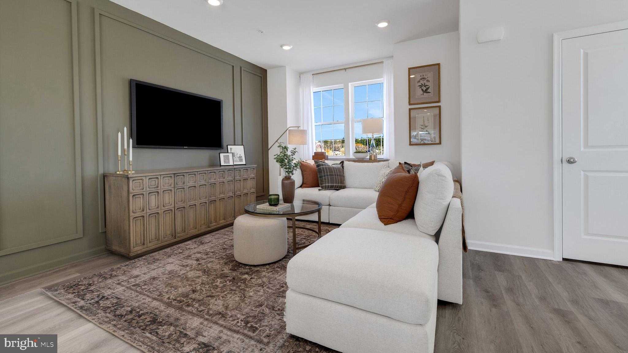 8216 Alexander Ct photo 14