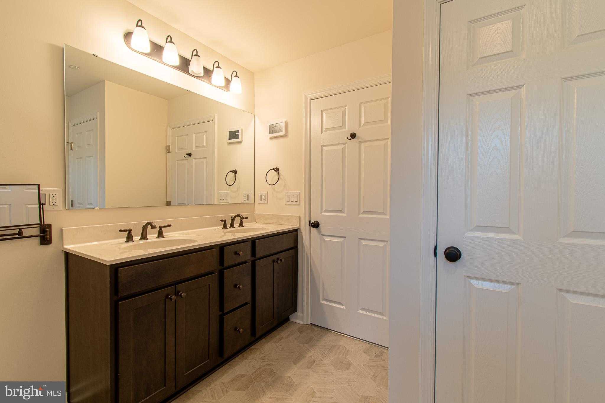 21869 Albie Rd photo 20