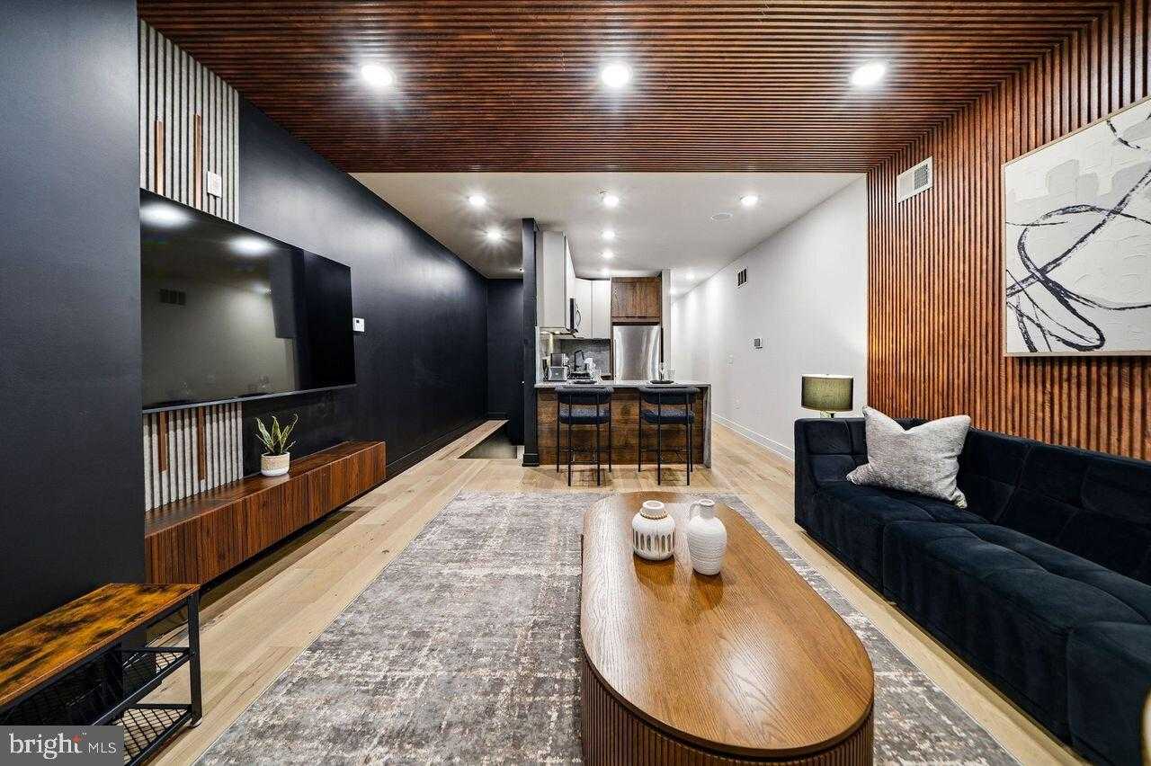 1214 E Susquehanna Ave photo 4