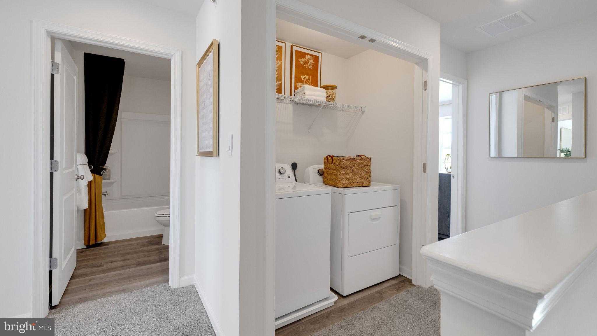 8214 Alexander Ct photo 18