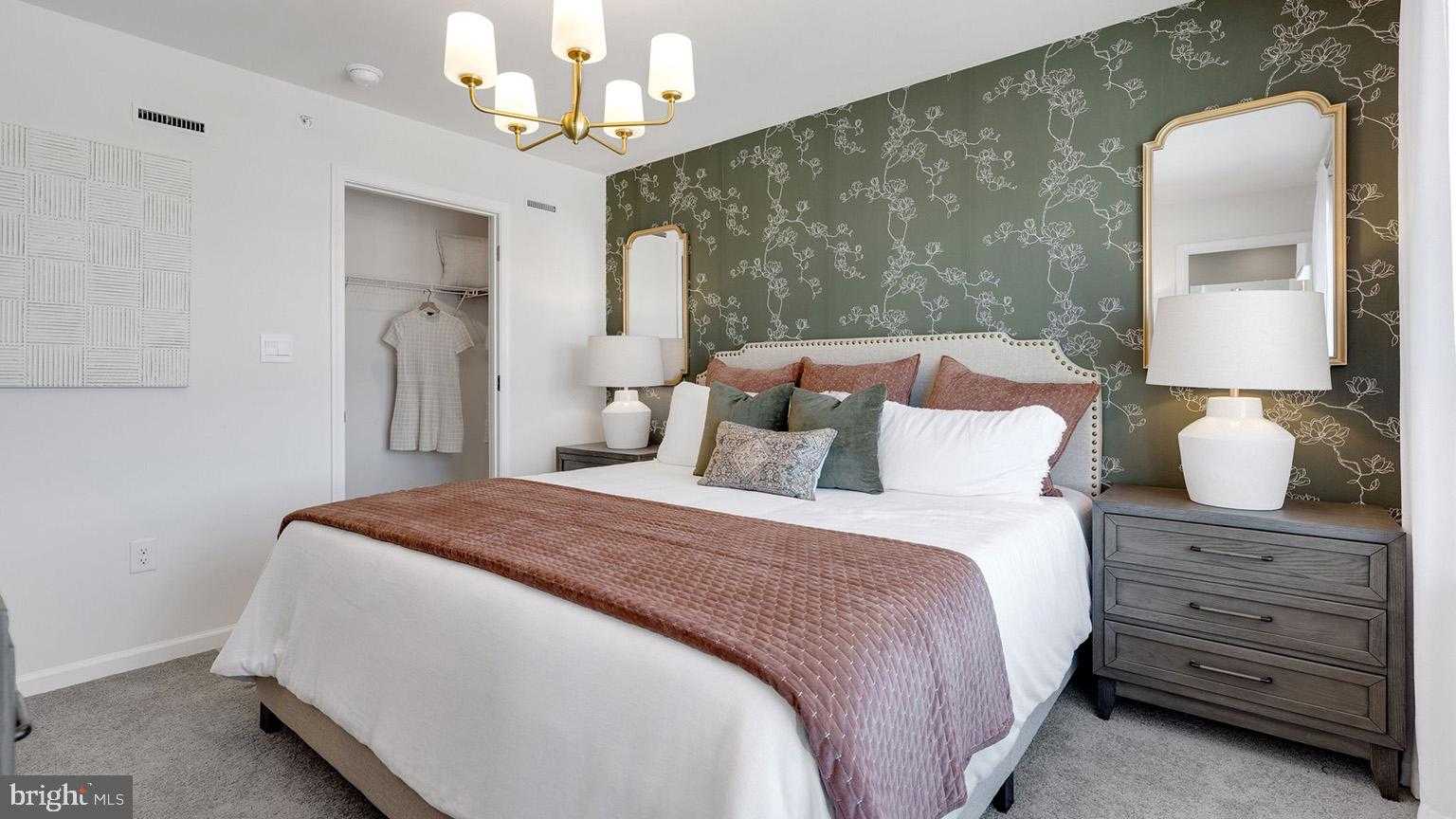 8214 Alexander Ct photo 20