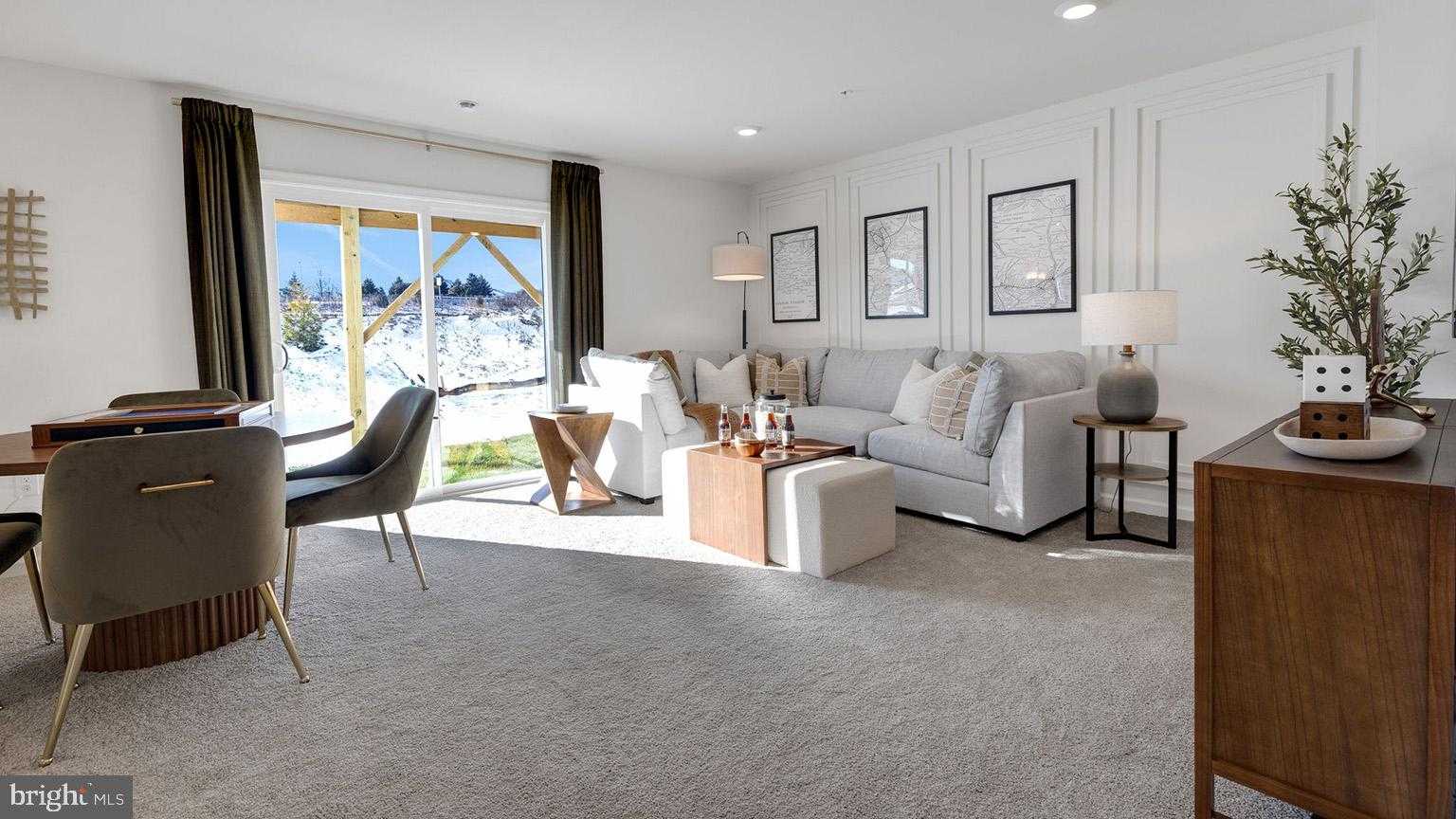 8214 Alexander Ct photo 6