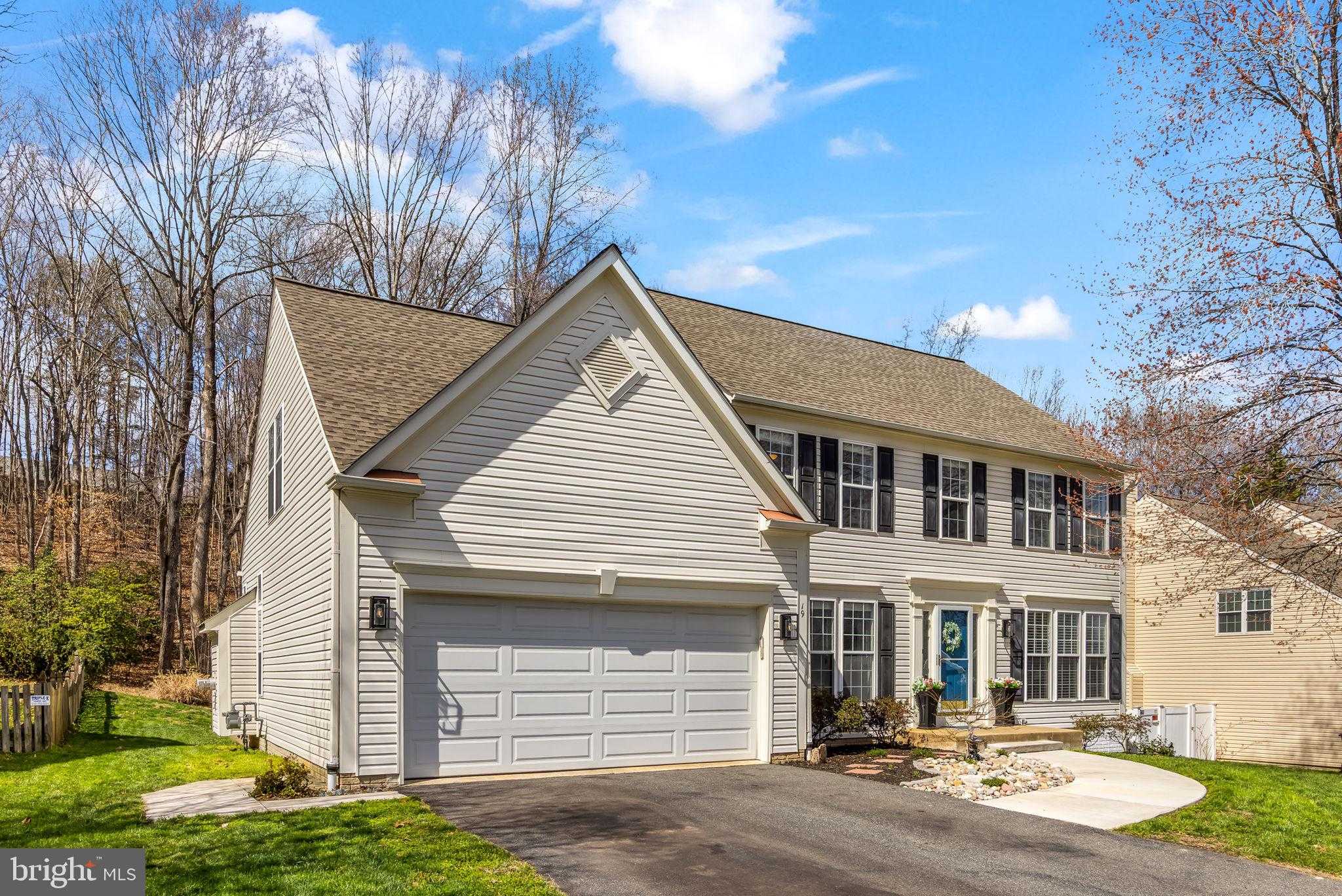 19 Francis CT photo 3