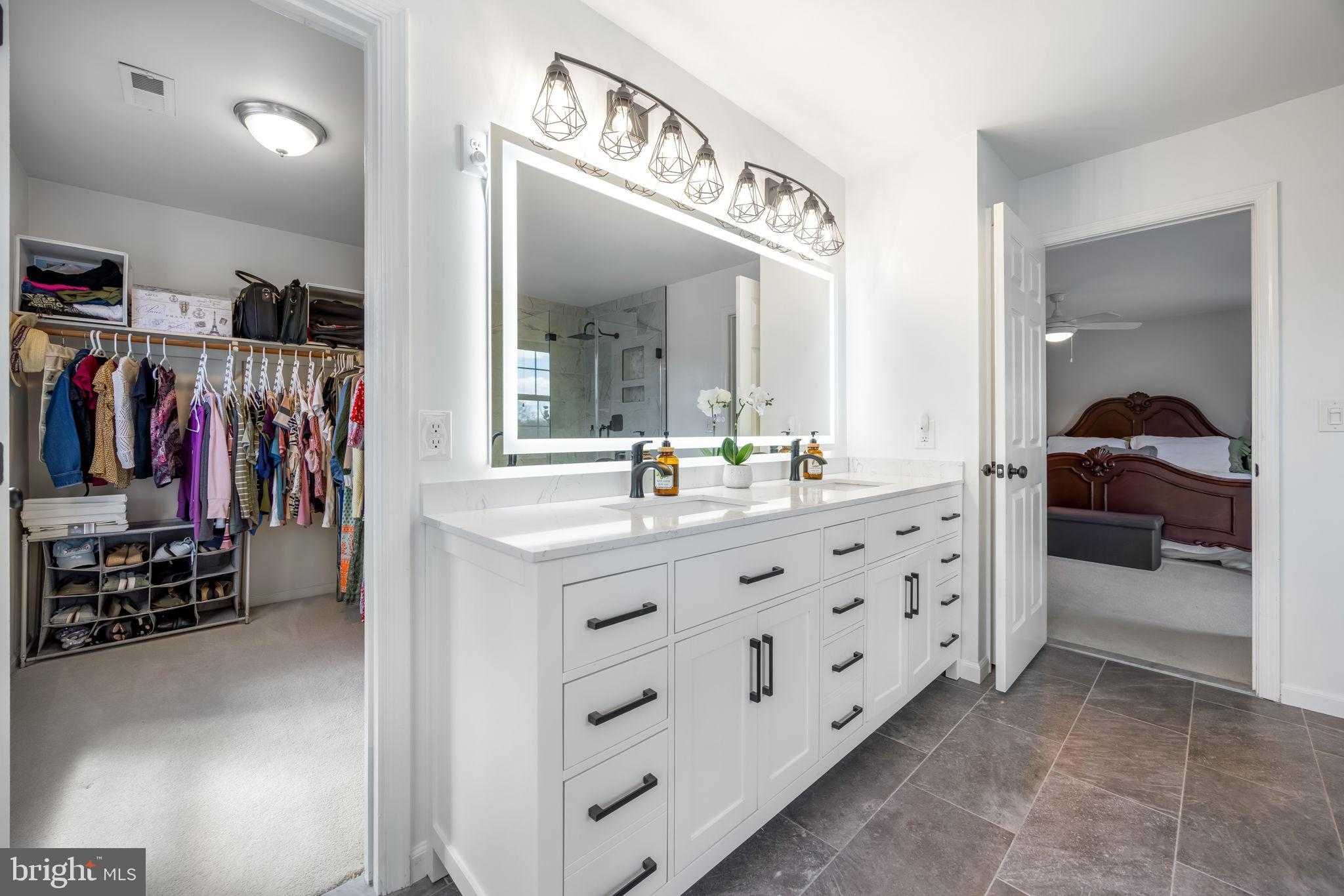 19 Francis CT photo 30