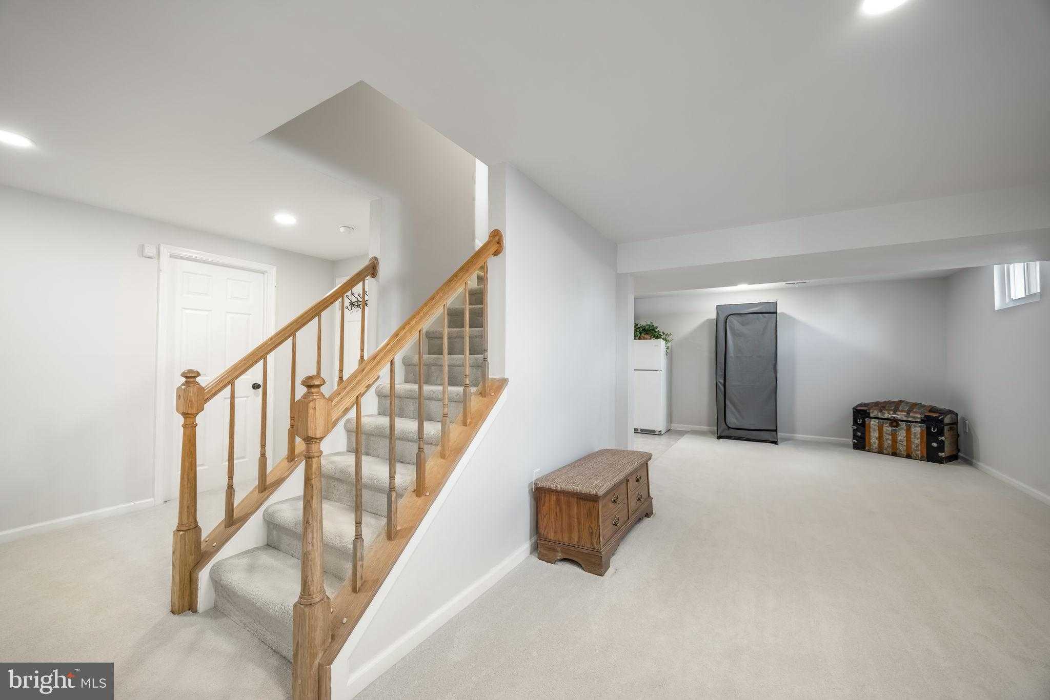 19 Francis CT photo 35