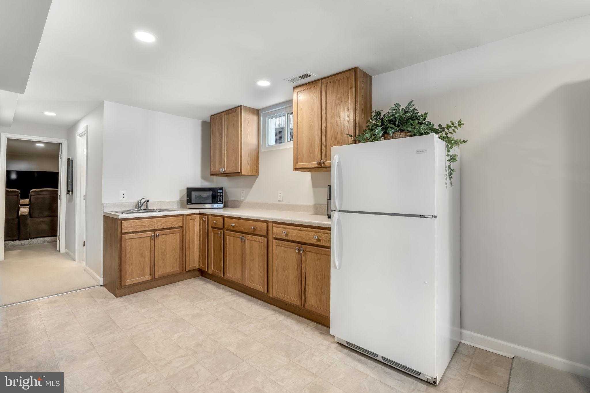 19 Francis CT photo 38