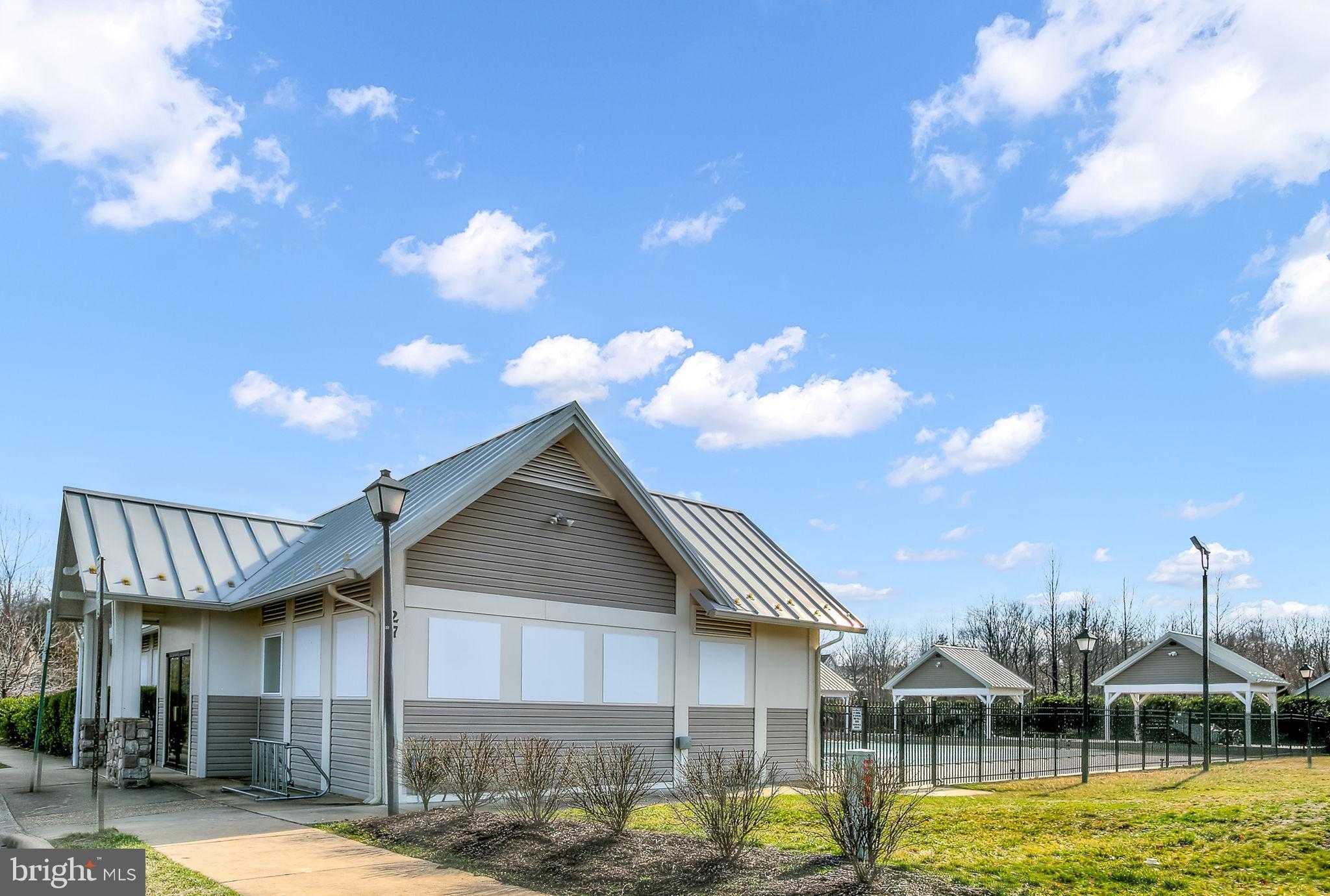 19 Francis CT photo 48