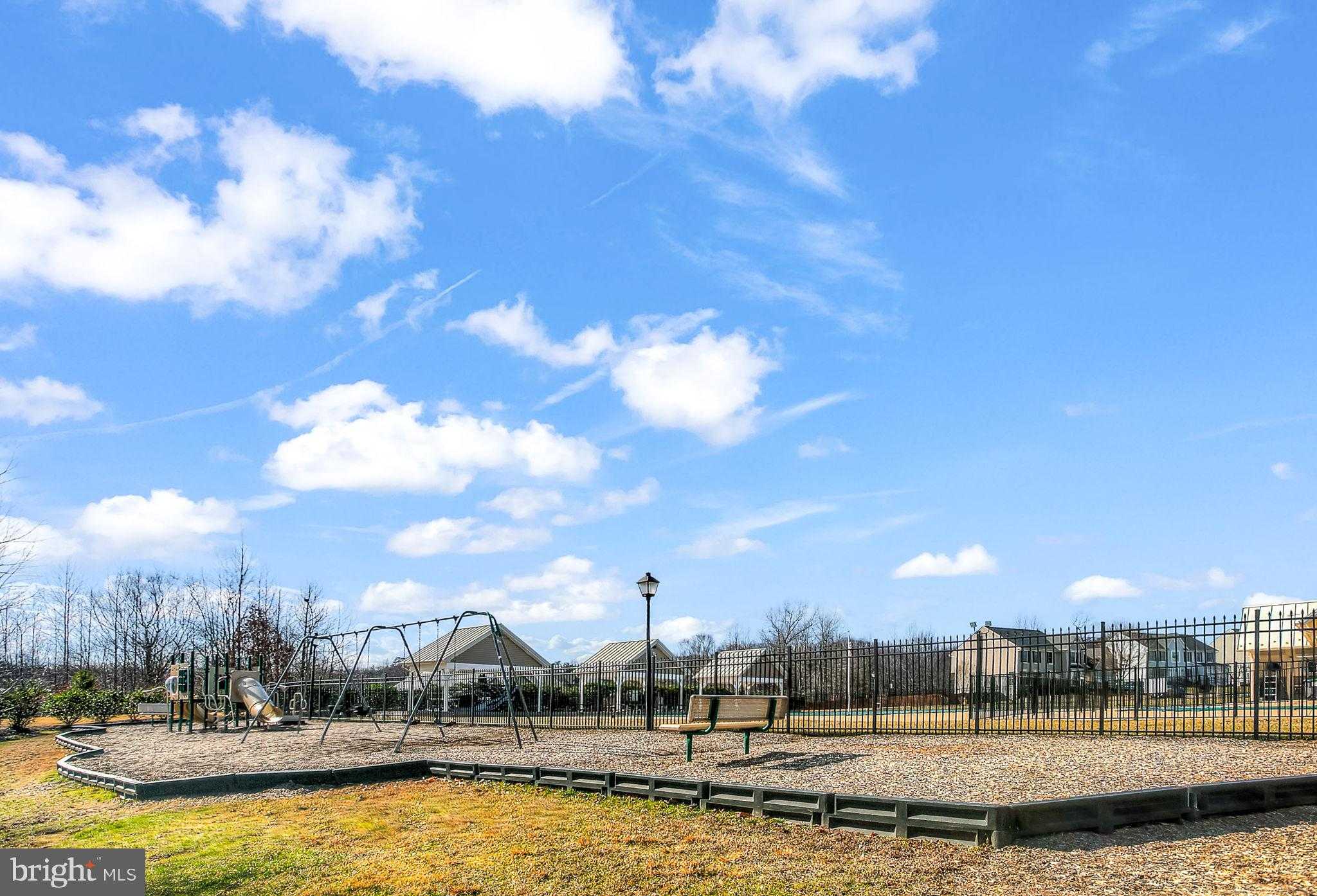 19 Francis CT photo 49