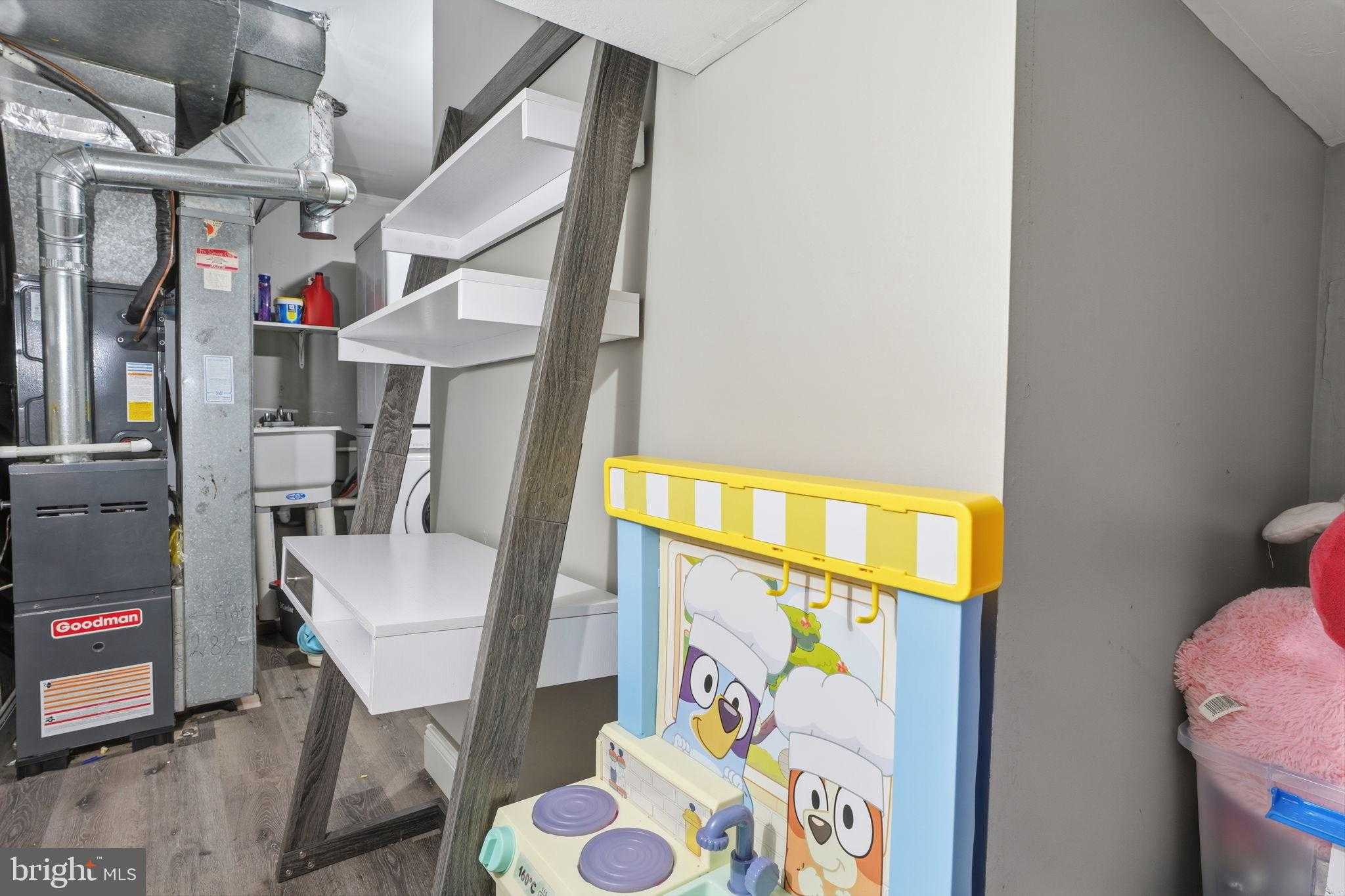 9330 Neil Rd # A photo 32