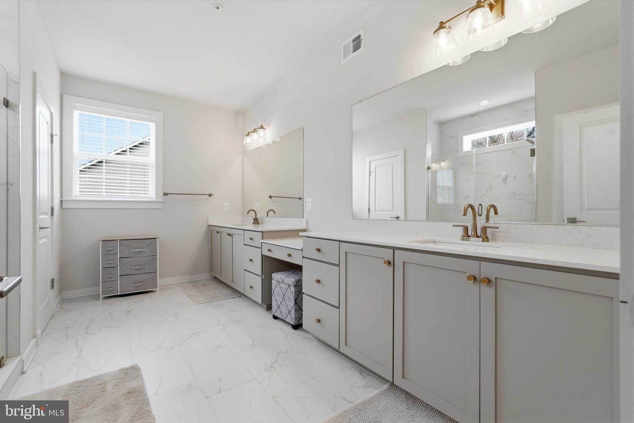 6829 Fountain Park Dr photo 35