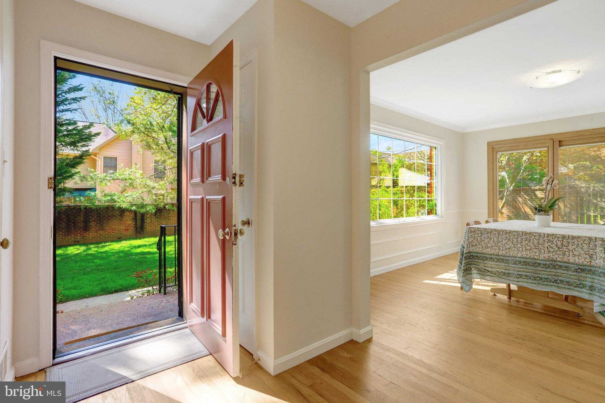 3032 Seven Oaks Pl photo 3