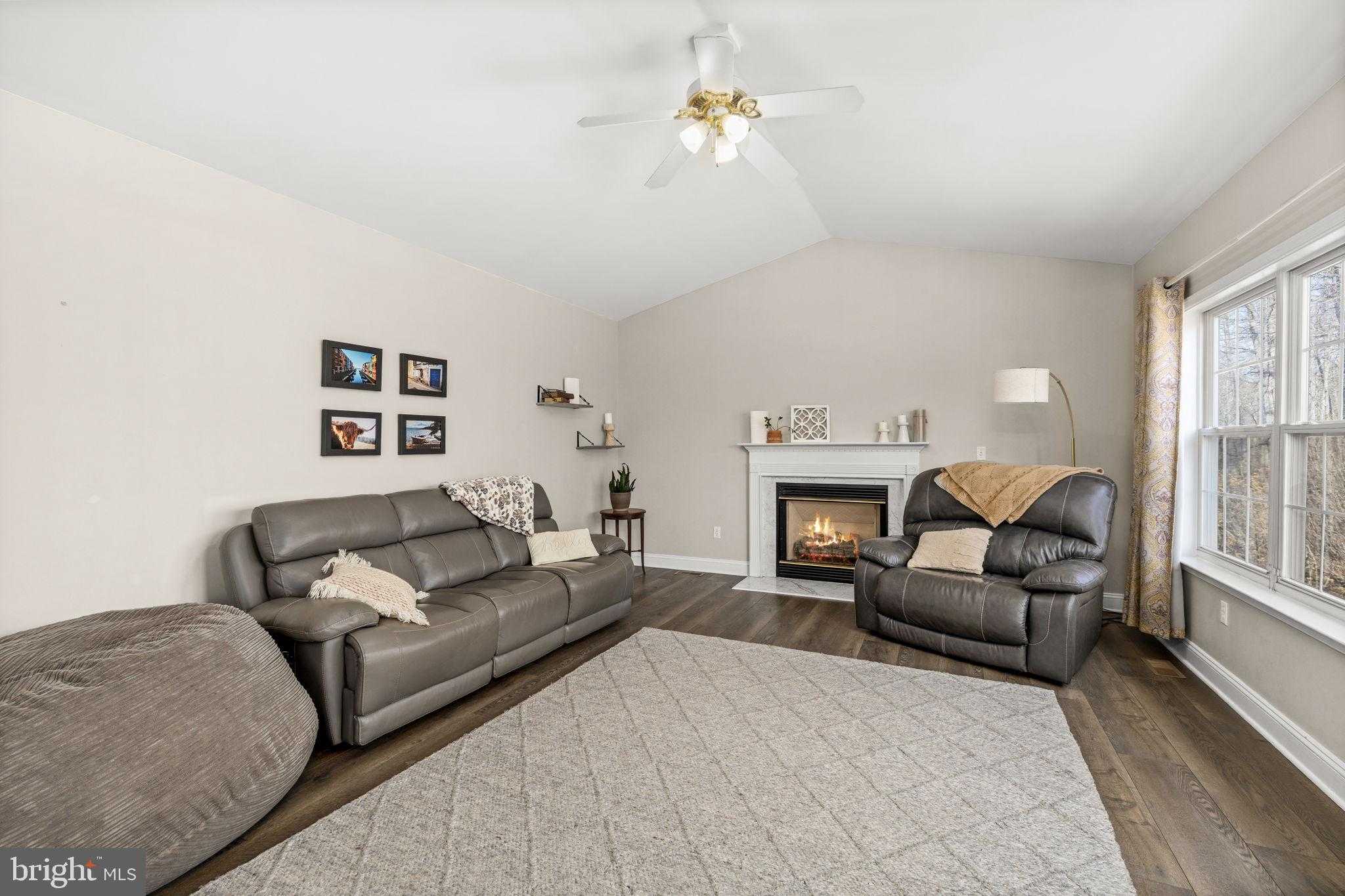 32 Norfolk St photo 8