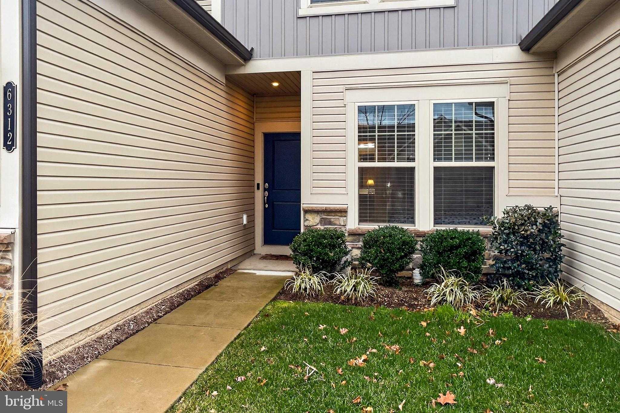 6312 Virginia Bluebell Ln photo 3