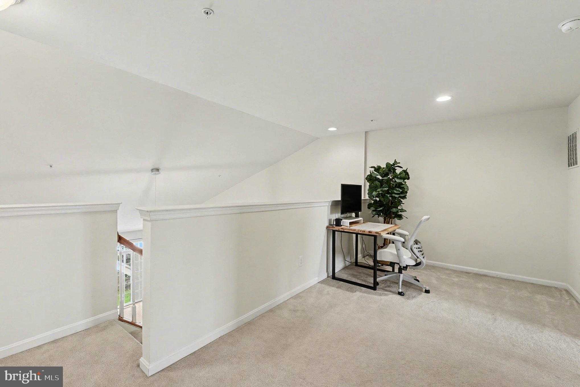 168 Touch Of Gold Dr photo 24