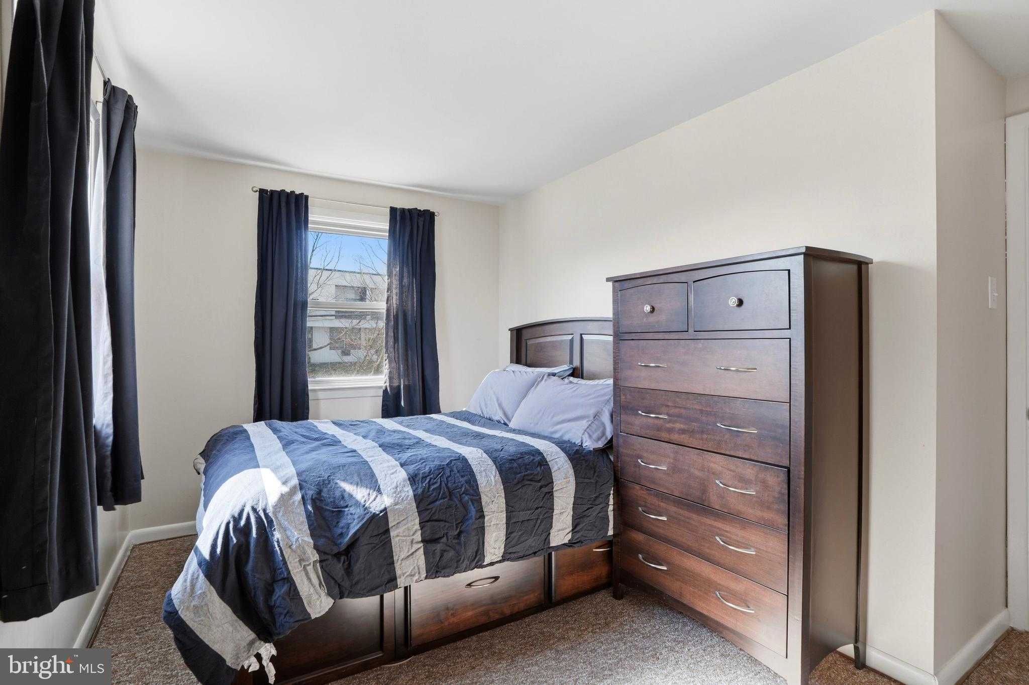 227 S 4th Ave photo 15