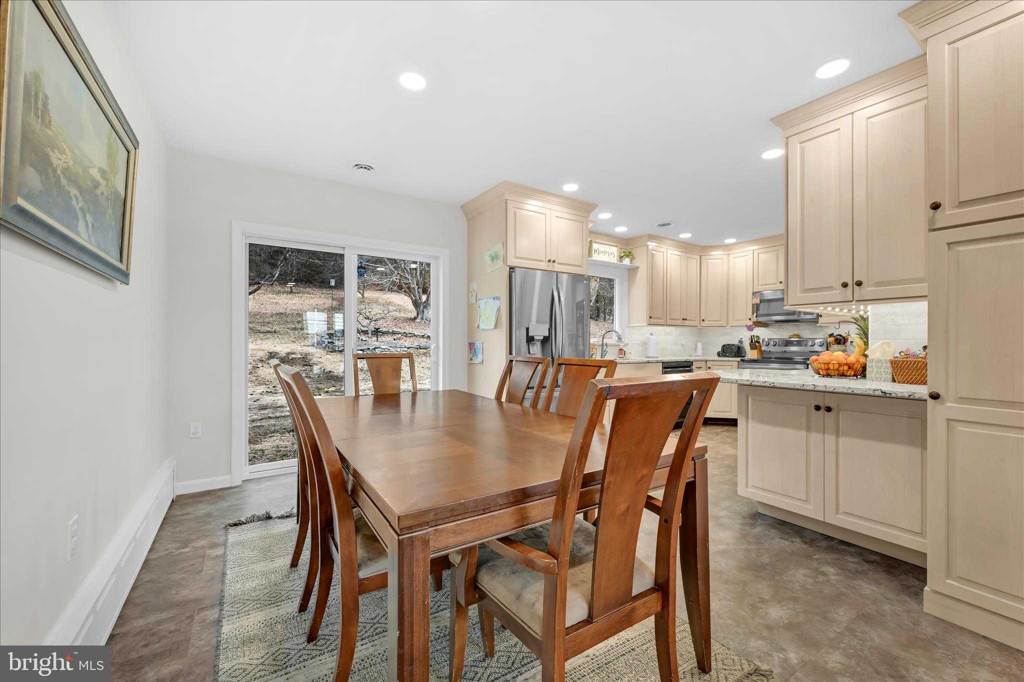 145 Gerald Ave photo 10