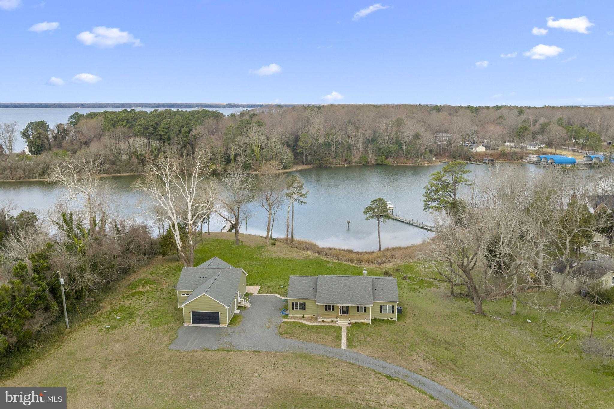 780 Greenvale Rd photo 2