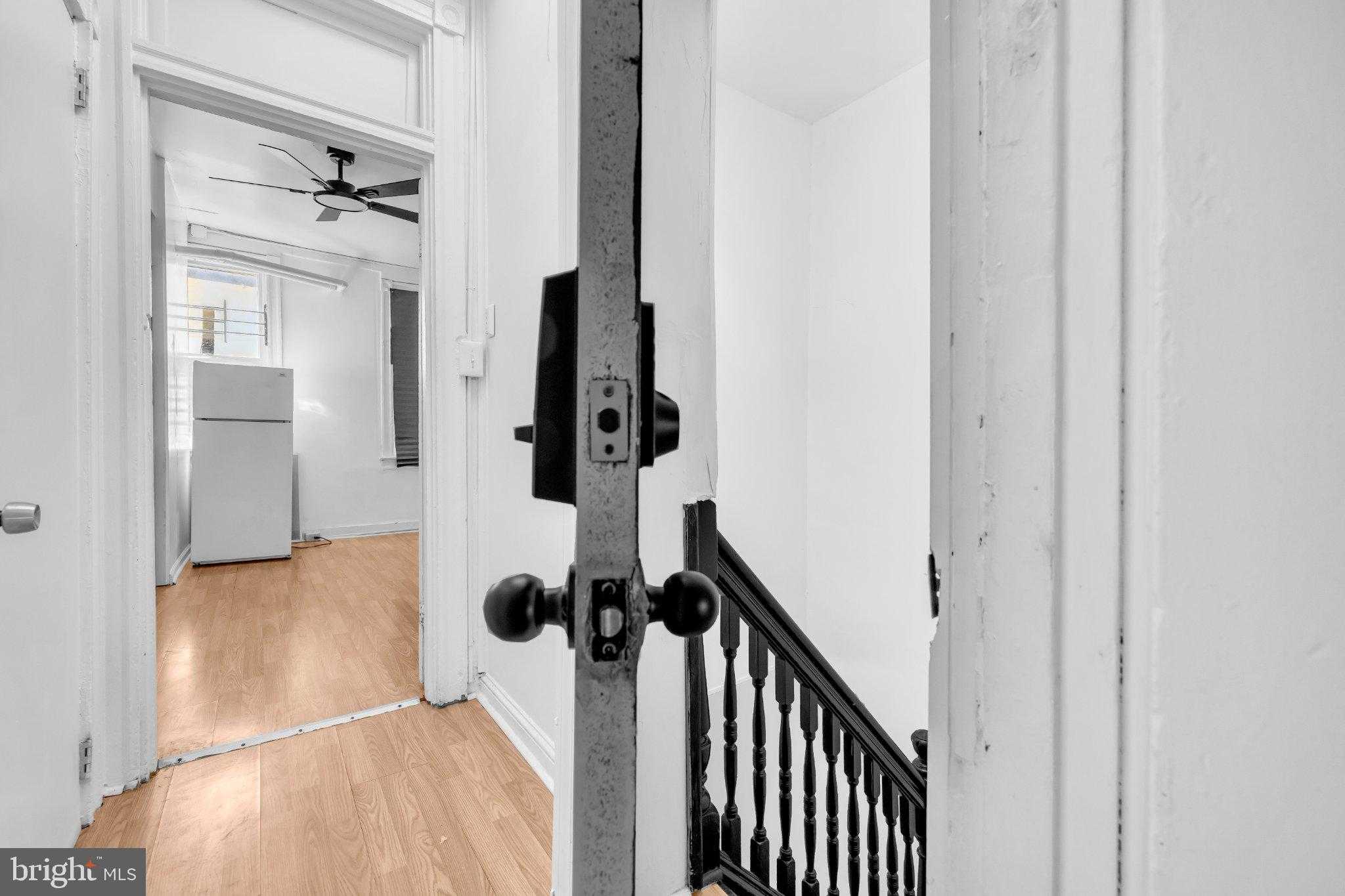 2920 Parkwood Ave photo 6