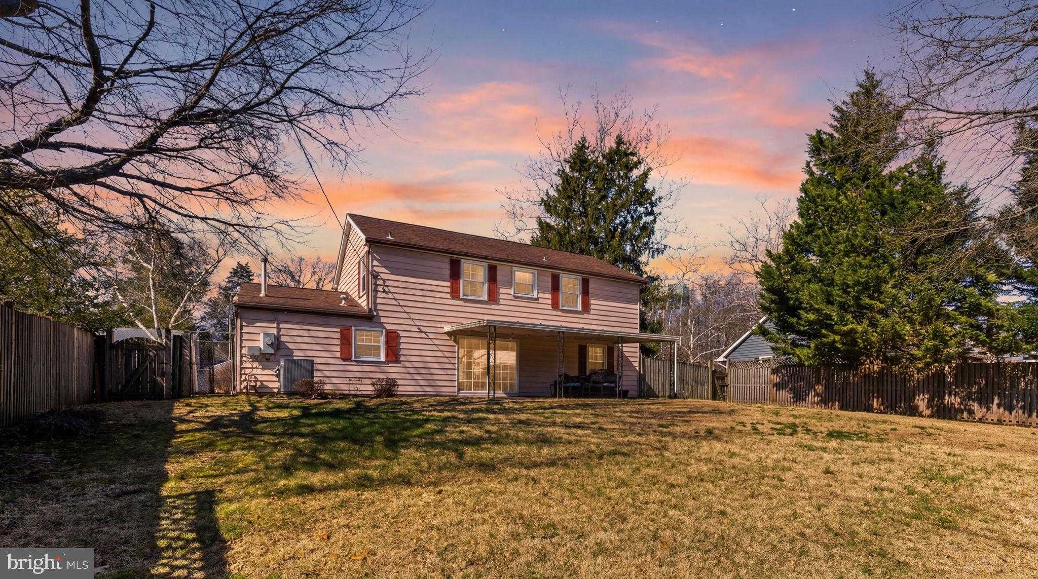 12402 Stretton Ln photo 34