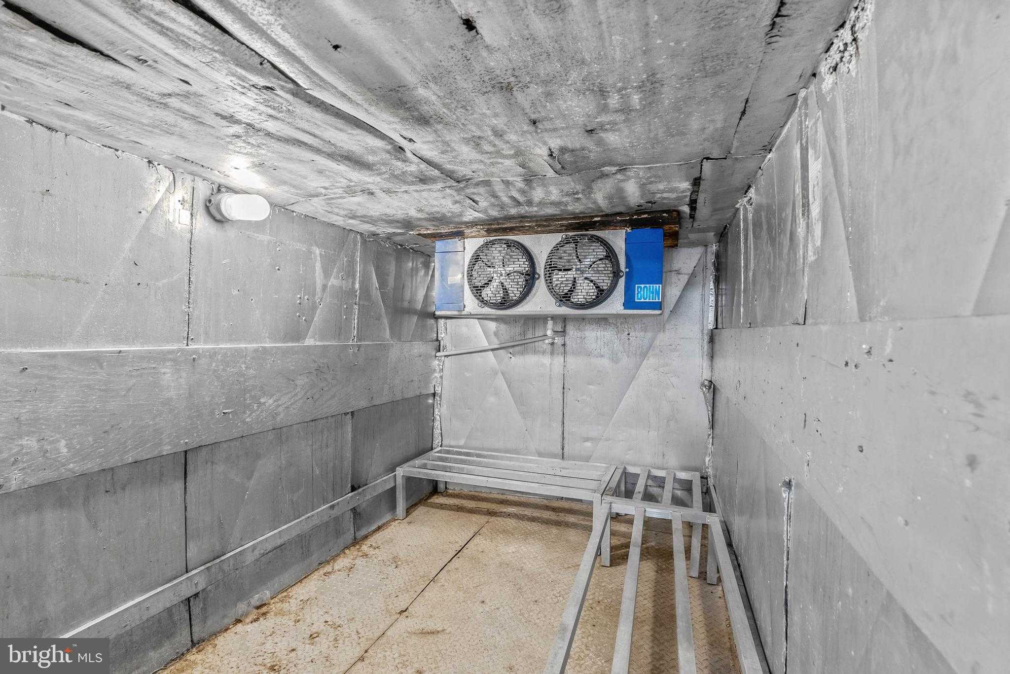 4630 Umbria St photo 20