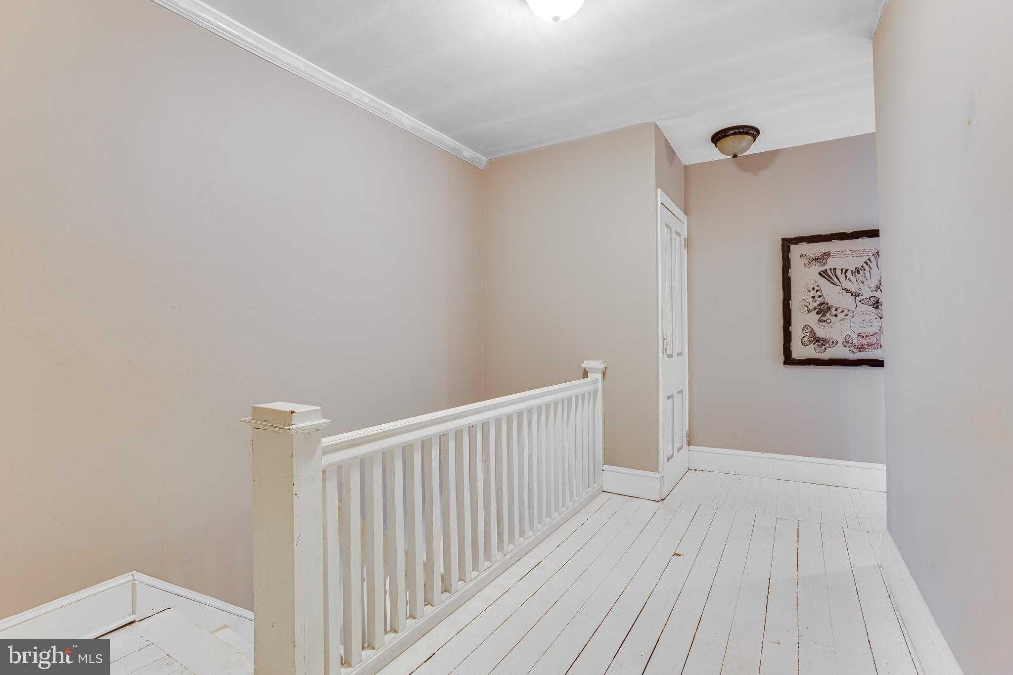 1870 W Marshall St photo 16