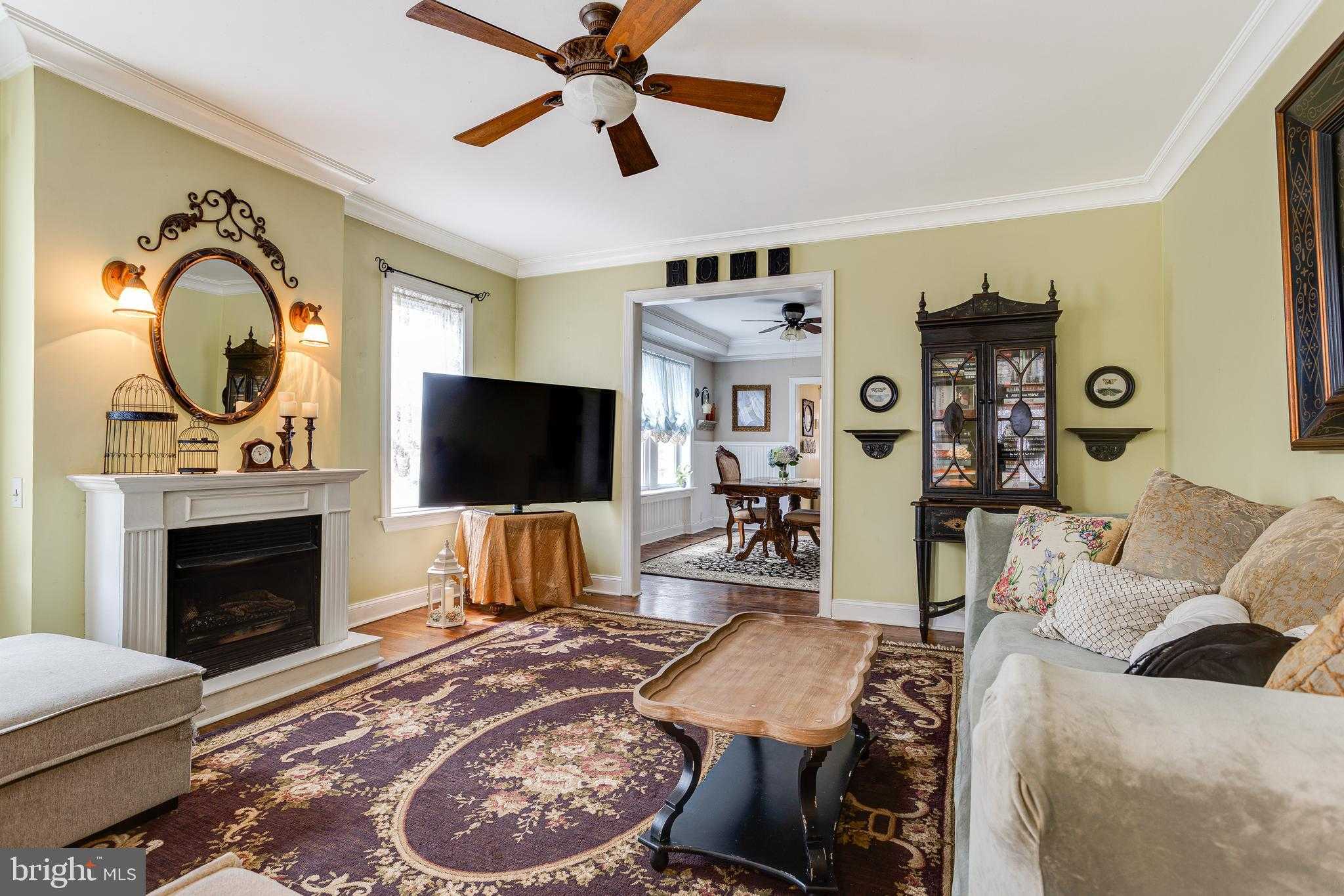 1870 W Marshall St photo 7