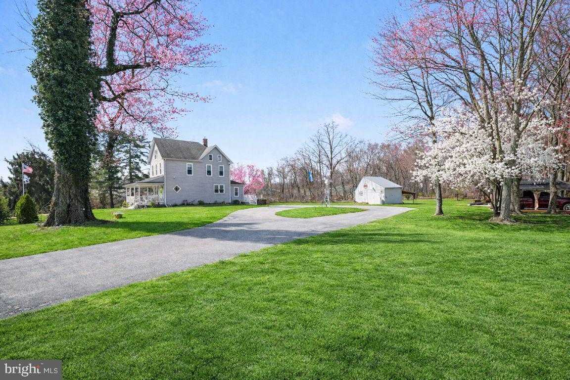 3808 Federal Hill Rd photo 2