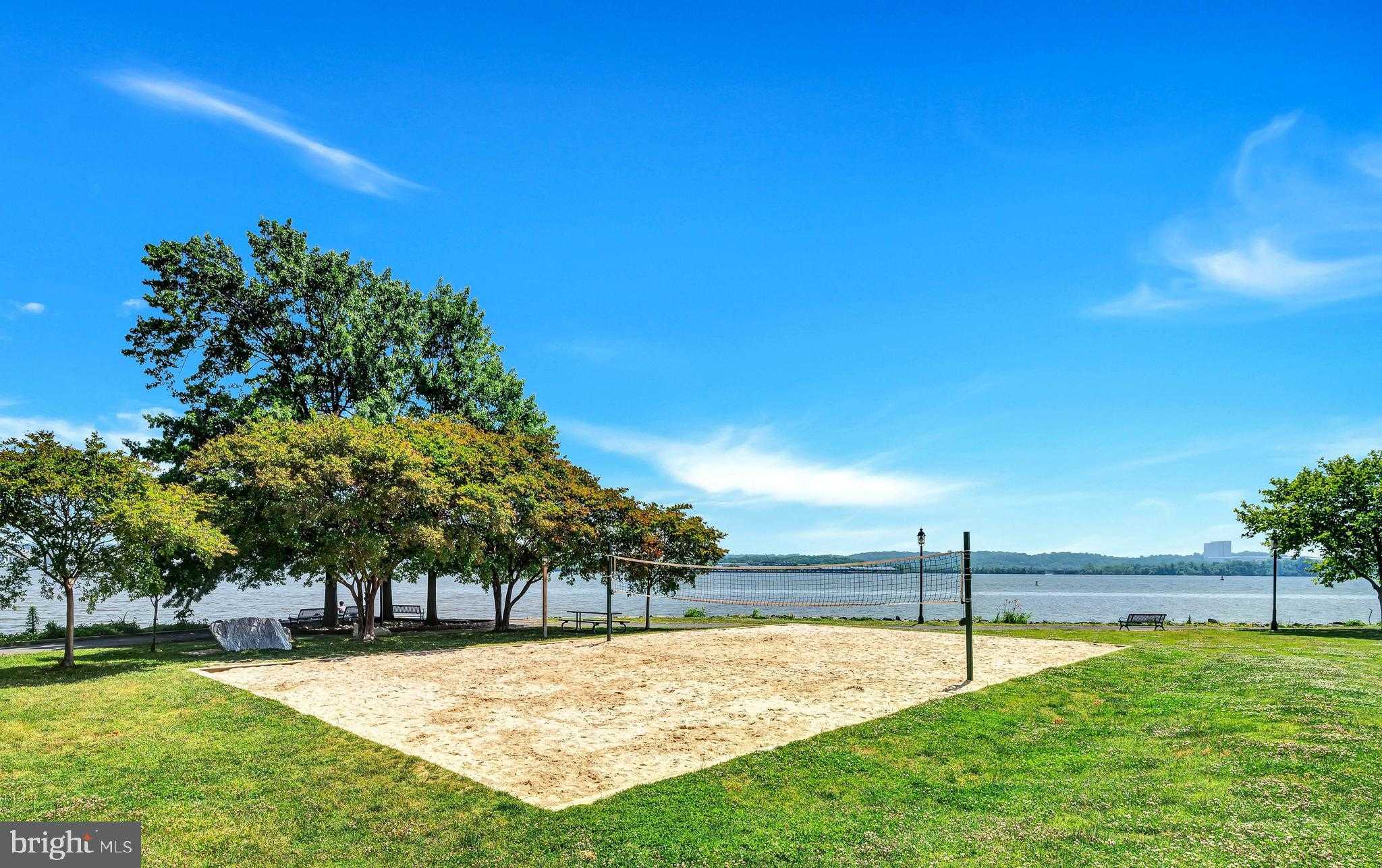 718 Hawkins Way photo 61