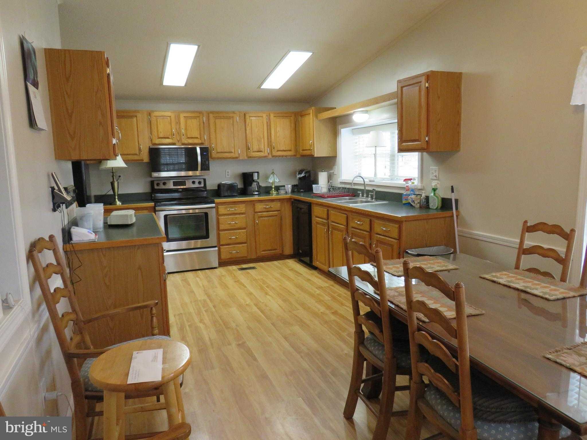 143 Raven CT photo 8