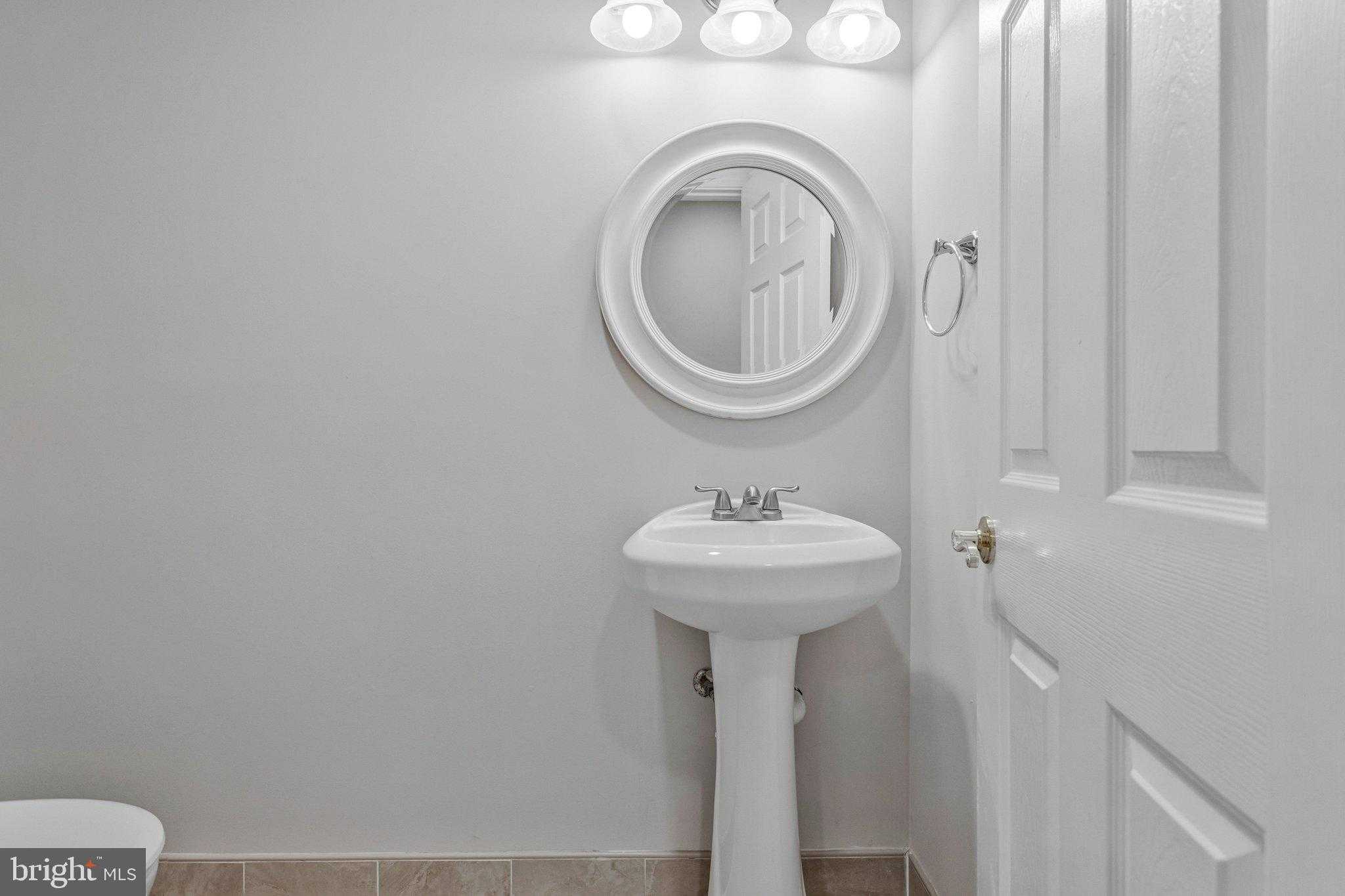 13804 Park Ave photo 46