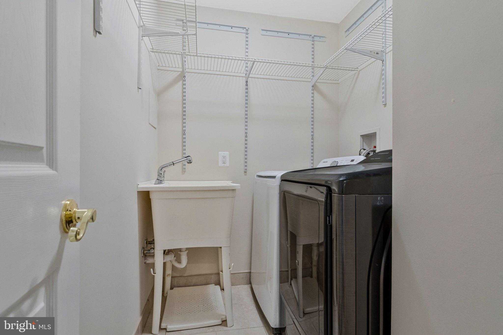 13804 Park Ave photo 65