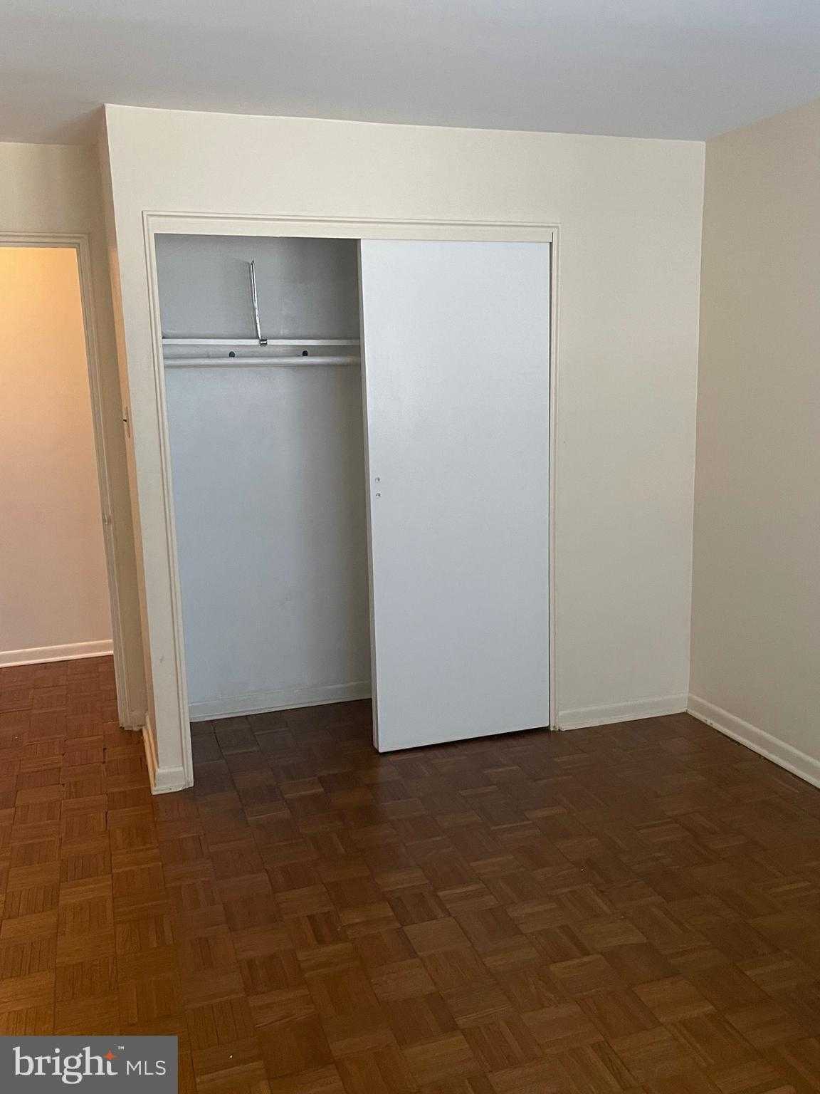 5720 Wissahickon Ave photo 13