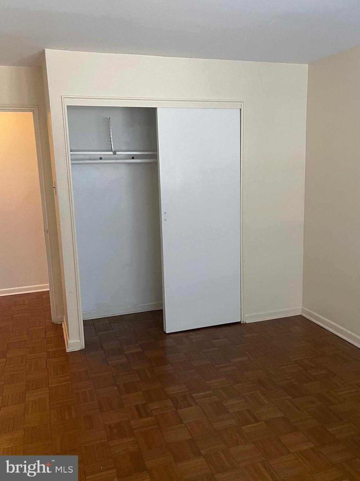 5720 Wissahickon Ave photo 16