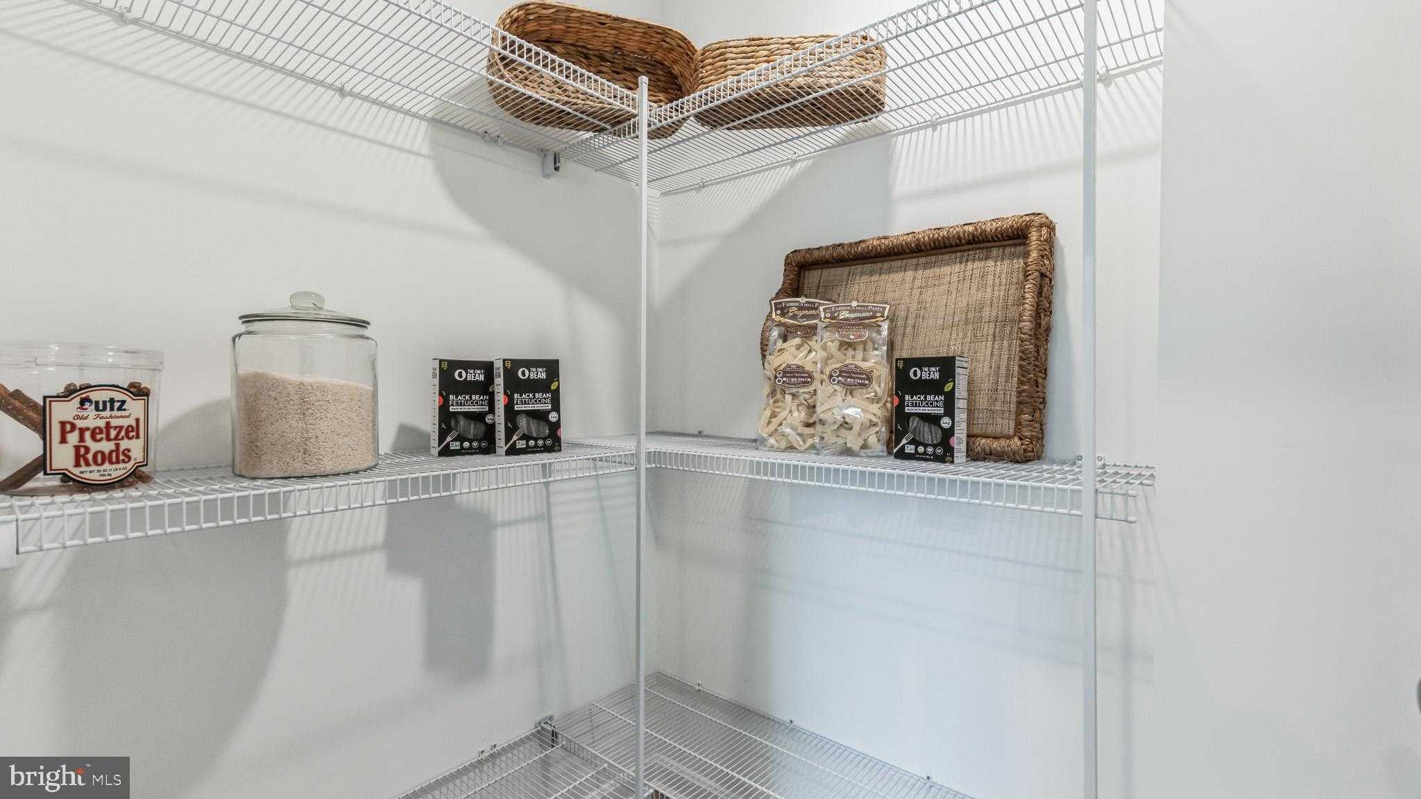 3037 Martha Way photo 5