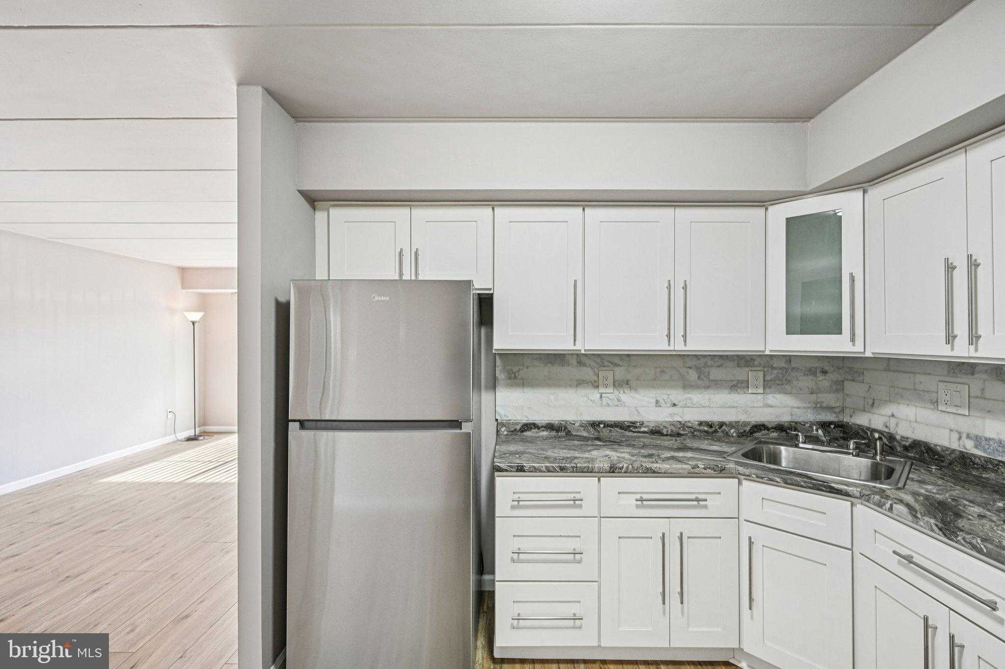 9906 Bustleton Ave Apt C25 photo 11