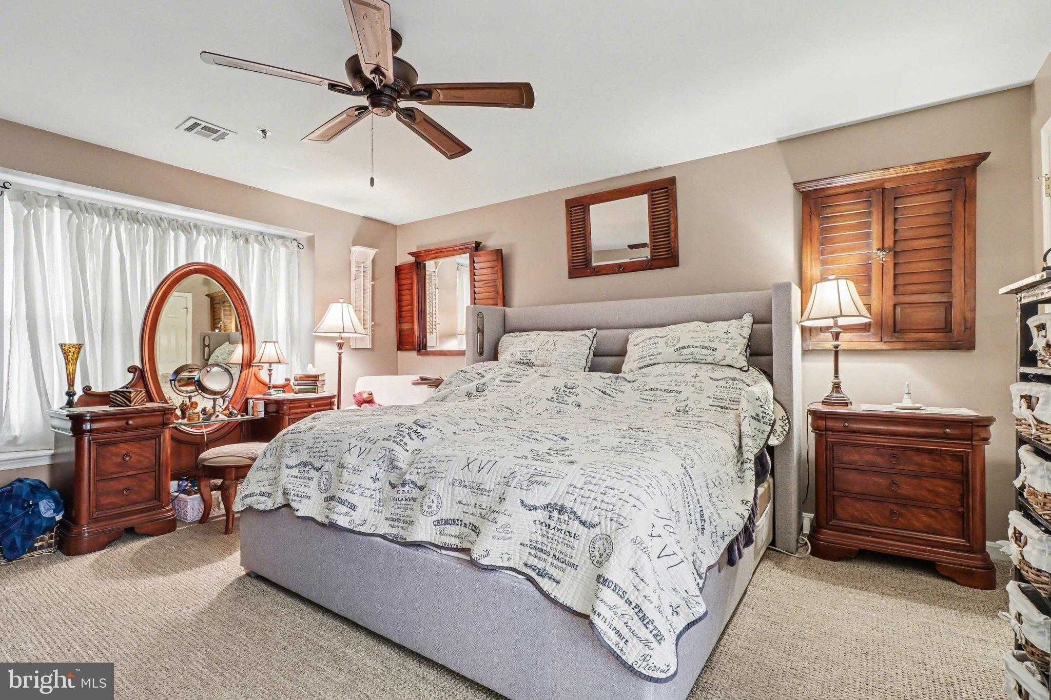 5805 Hidden Lake Dr photo 15