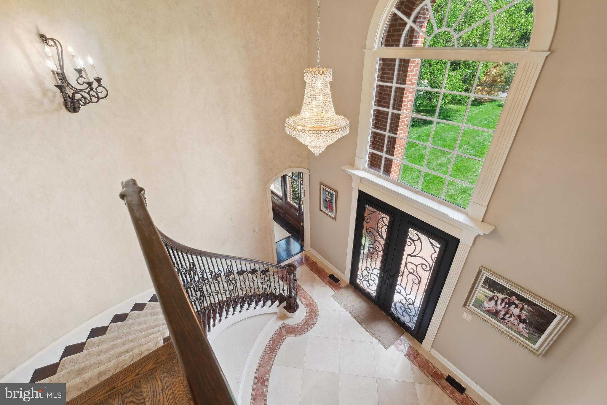 11724 Gainsborough Rd photo 33