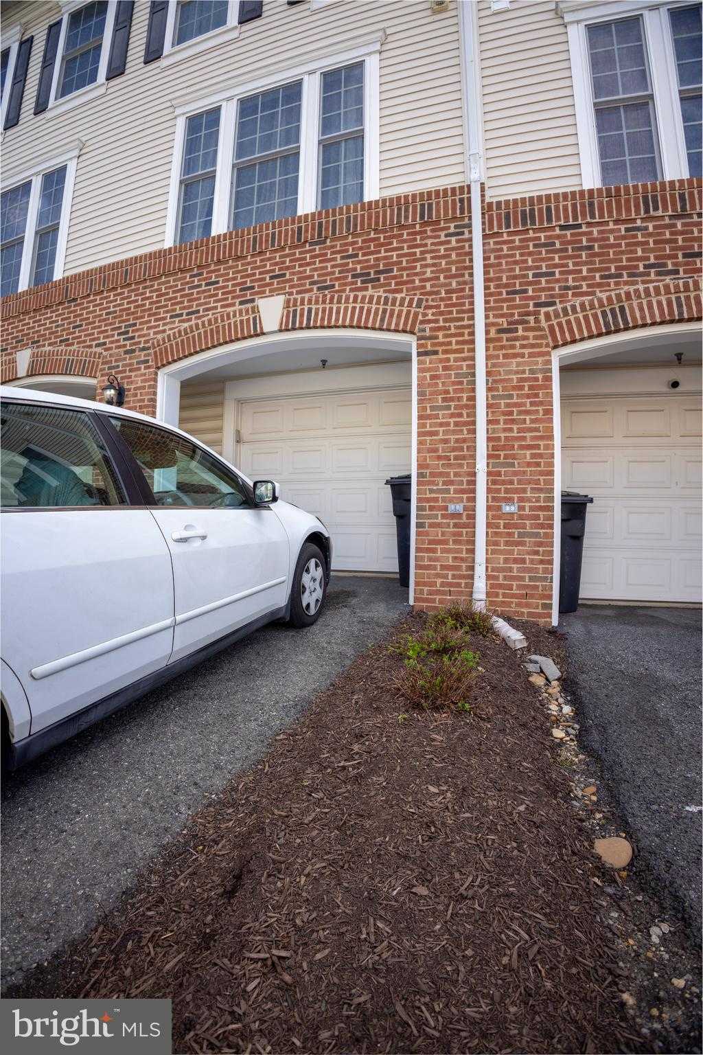 7121 Huntley Creek Pl photo 2