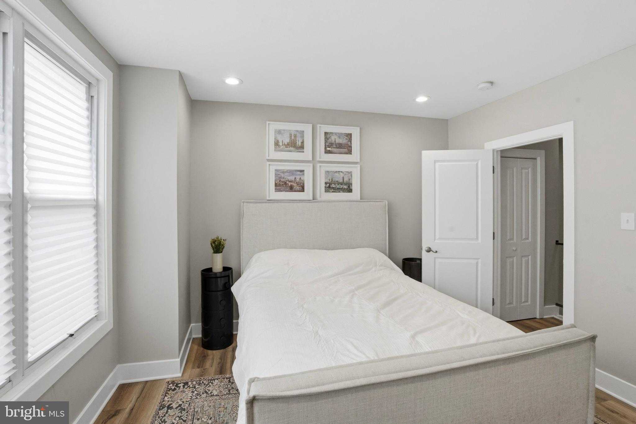 1612 Lecount St photo 7