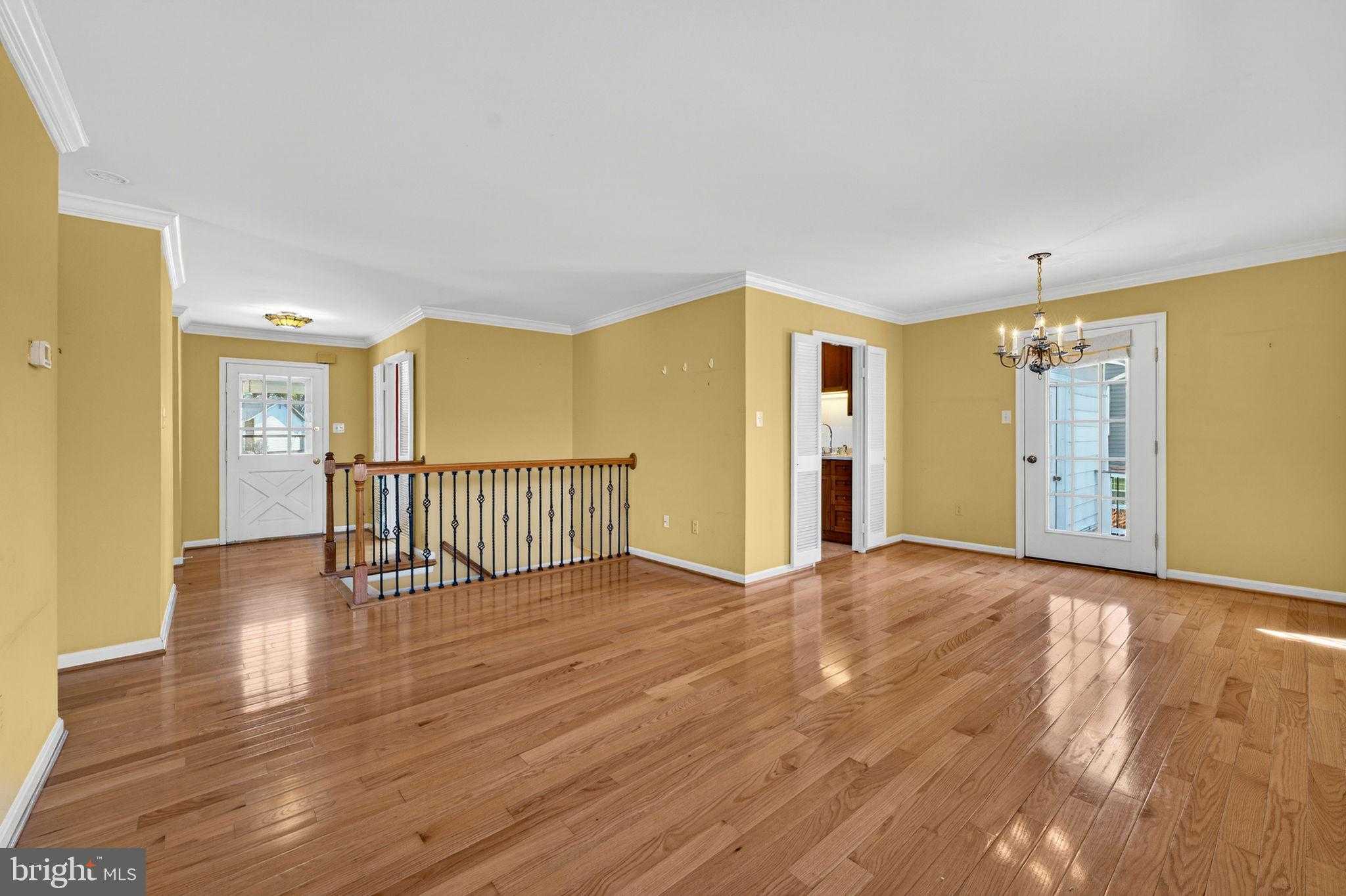 7510 Roxbury Ave photo 11