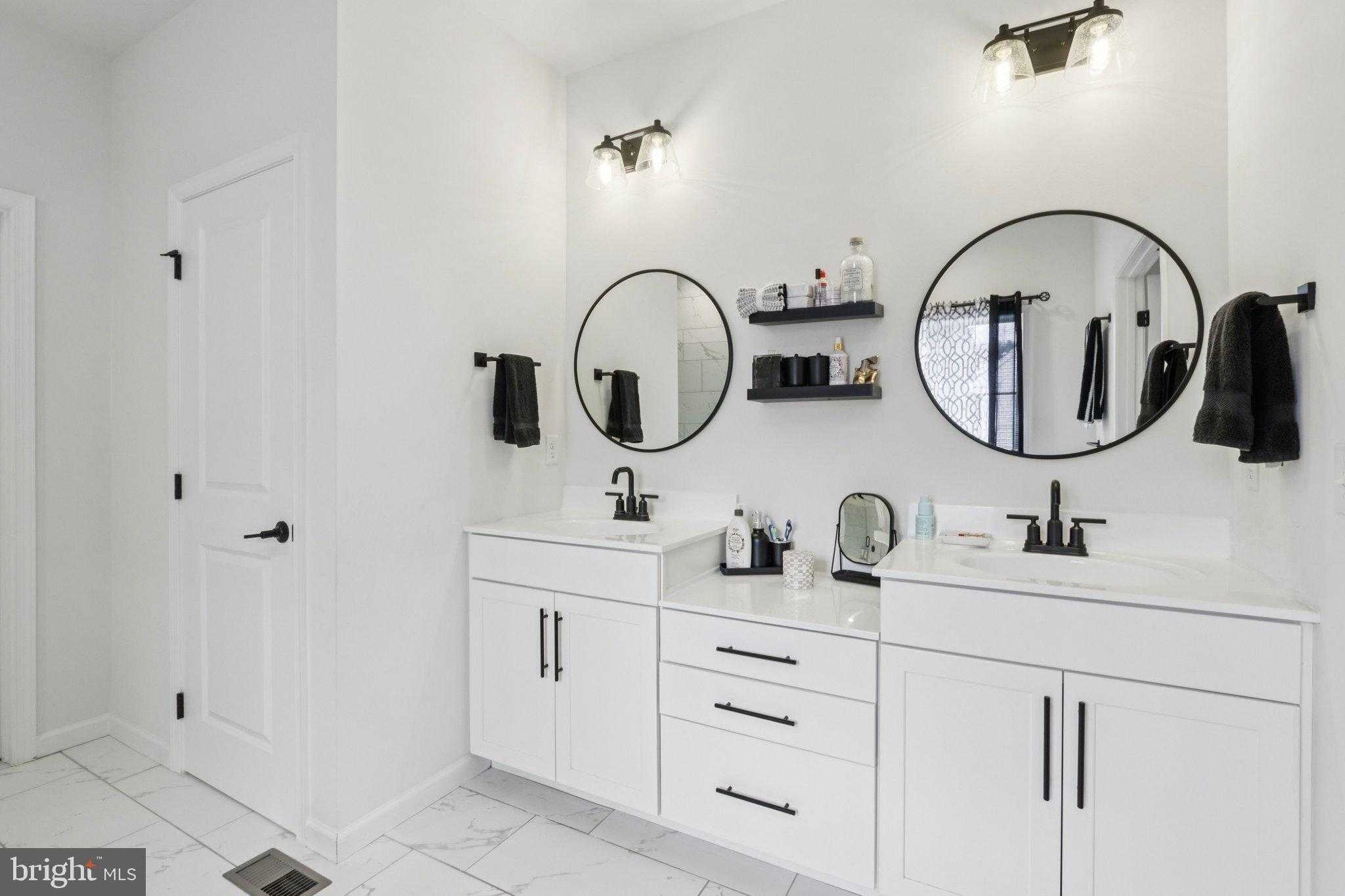 15 Patricia Dr photo 38